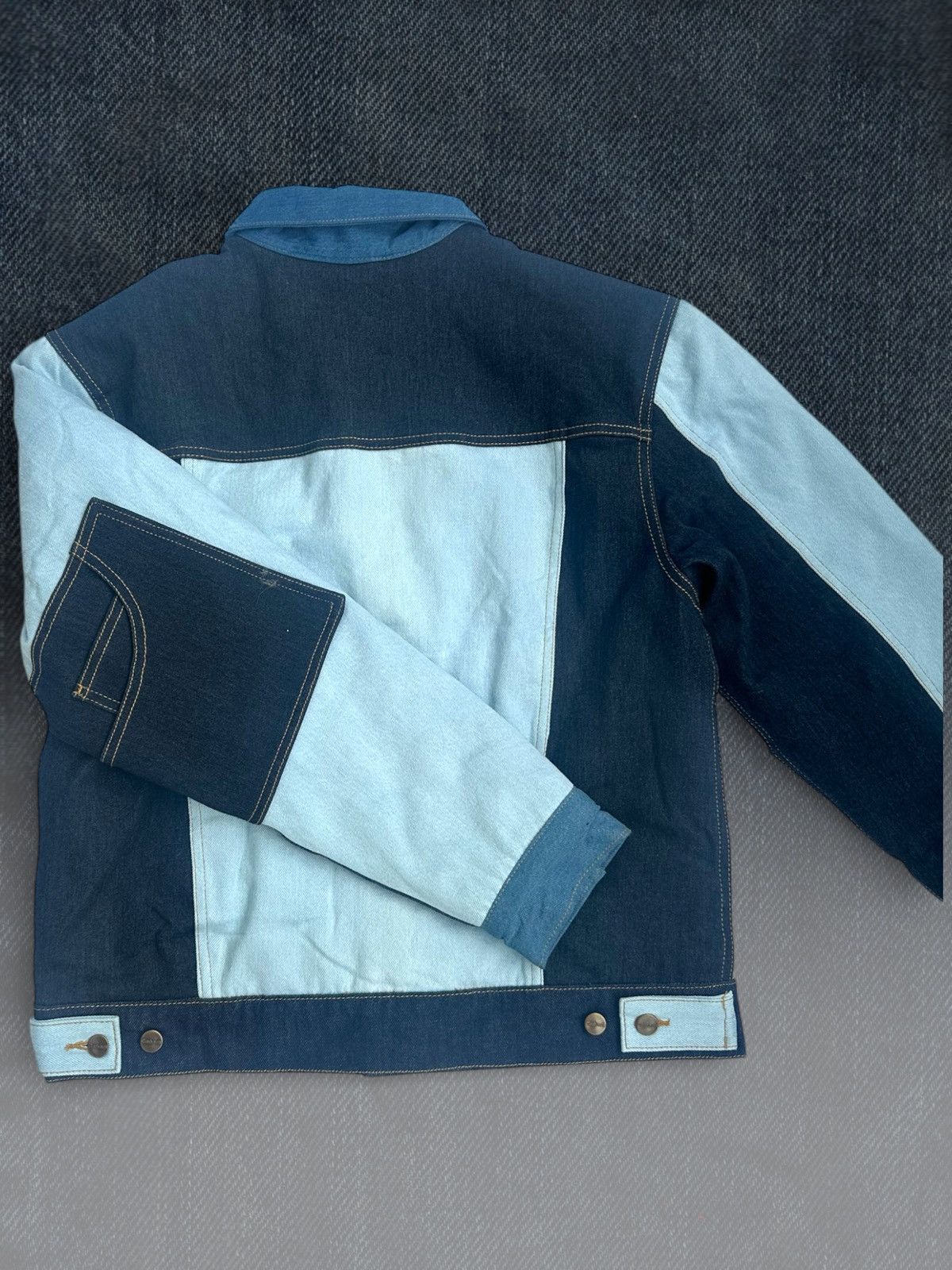 Carhartt Detroit-Style Reworked Carhartt Denim Jacket – One of a Kind Size US M / EU 48-50 / 2 - 5 Thumbnail