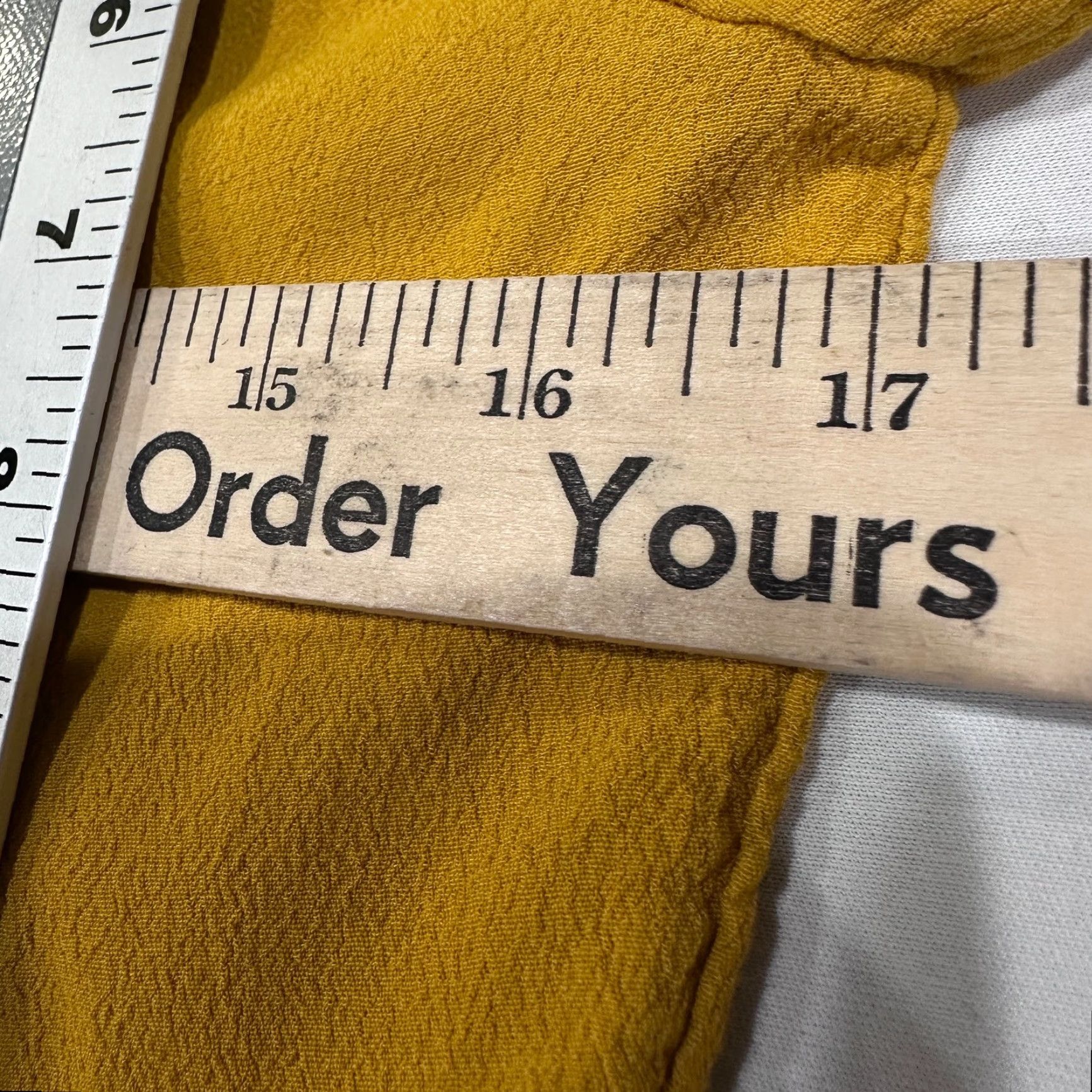 Banana Republic Banana Republic Tunic Blouse XS Petites Yellow Henley 3/4 Sleeve MISSING BUTTONS Size XS / US 0-2 / IT 36-38 - 6 Thumbnail