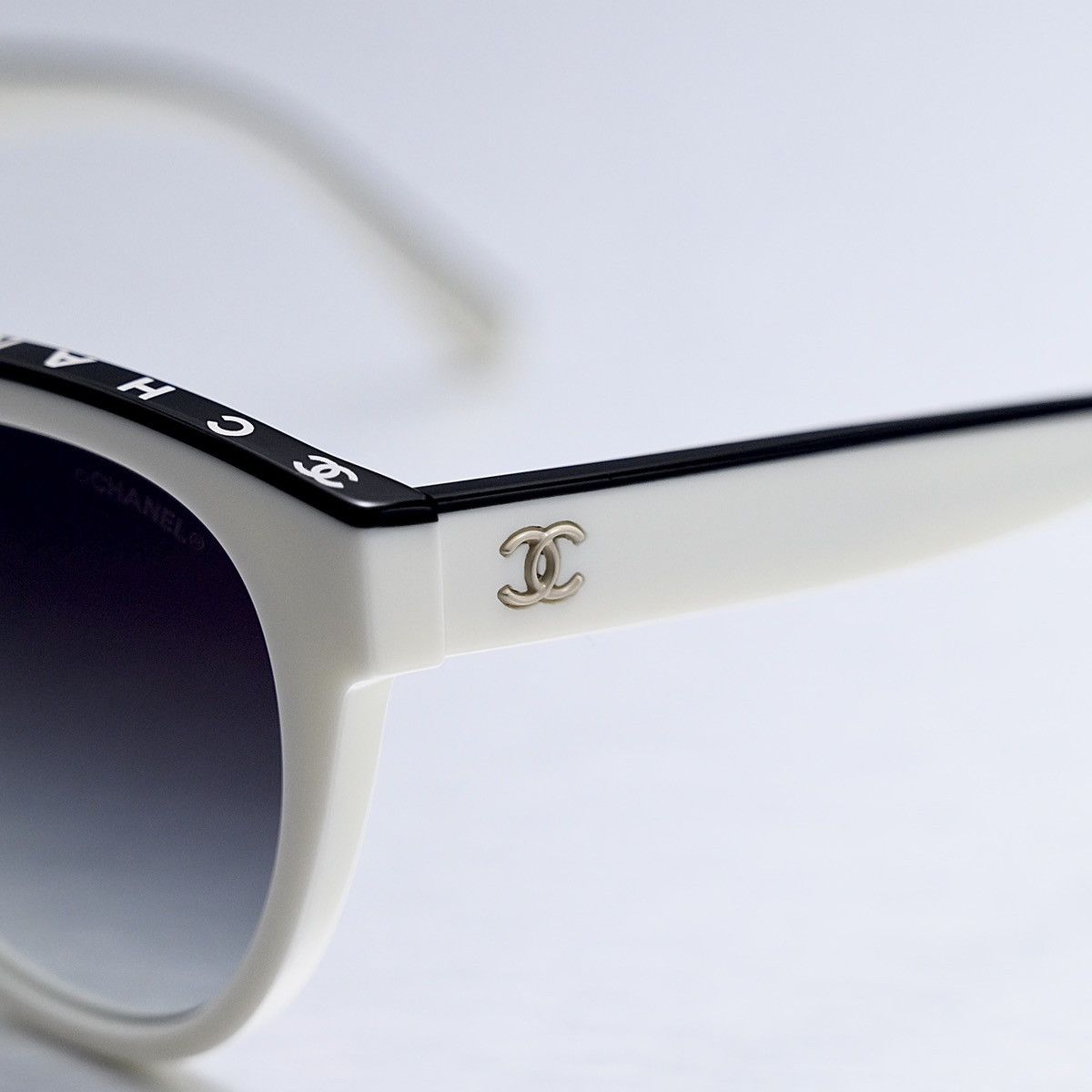 Chanel CHANEL 0CH5414 1763S6 SUNGLASSES Size ONE SIZE - 3 Thumbnail