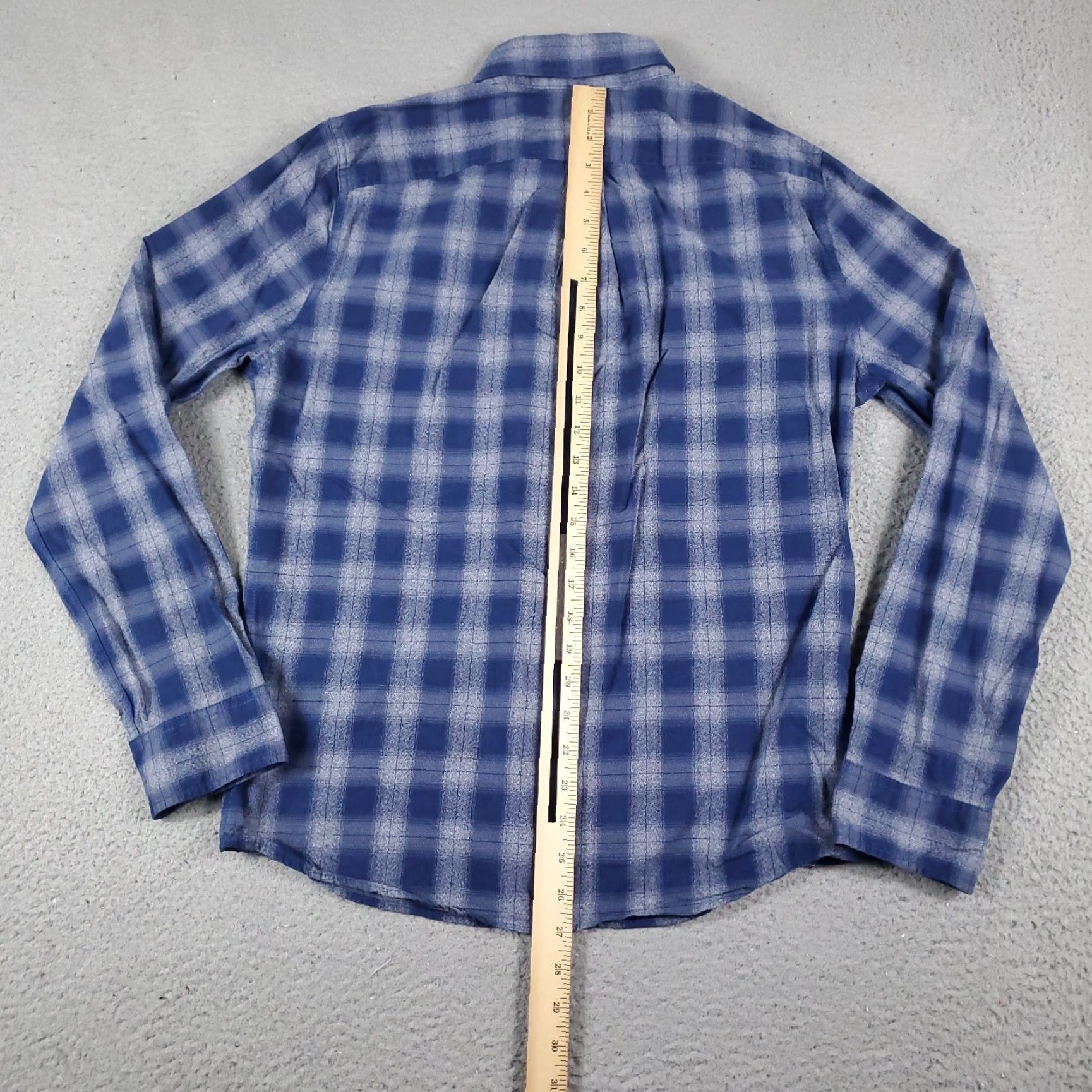 Abercrombie & Fitch Abercrombie & Fitch Shirt Mens Small Blue Plaid Button-Up Long Sleeve - Button-Down Collar - Cotton Blend - Men - Classic Preppy Size US S / EU 44-46 / 1 - 4 Thumbnail