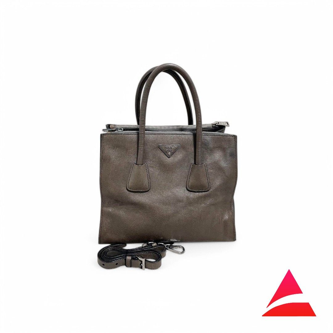 Prada Prada - Shoulder Bag Handbag Gray Triangle Logo Nappa Size ONE SIZE - 1 Thumbnail