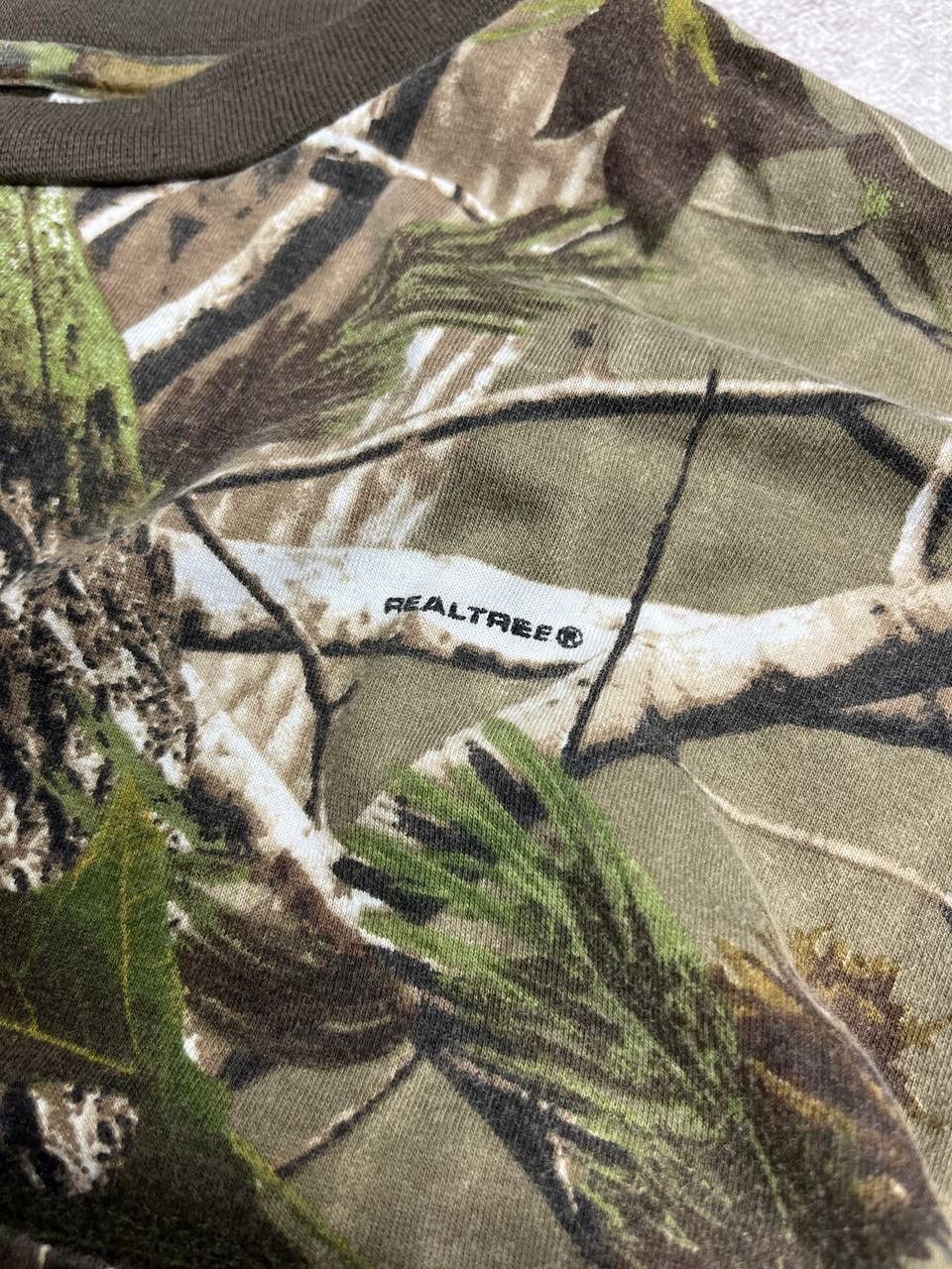 Realtree × Vintage Vintage Realtree 3D Camo Boxy T-shirt Y2K L Size US L / EU 52-54 / 3 - 4 Thumbnail