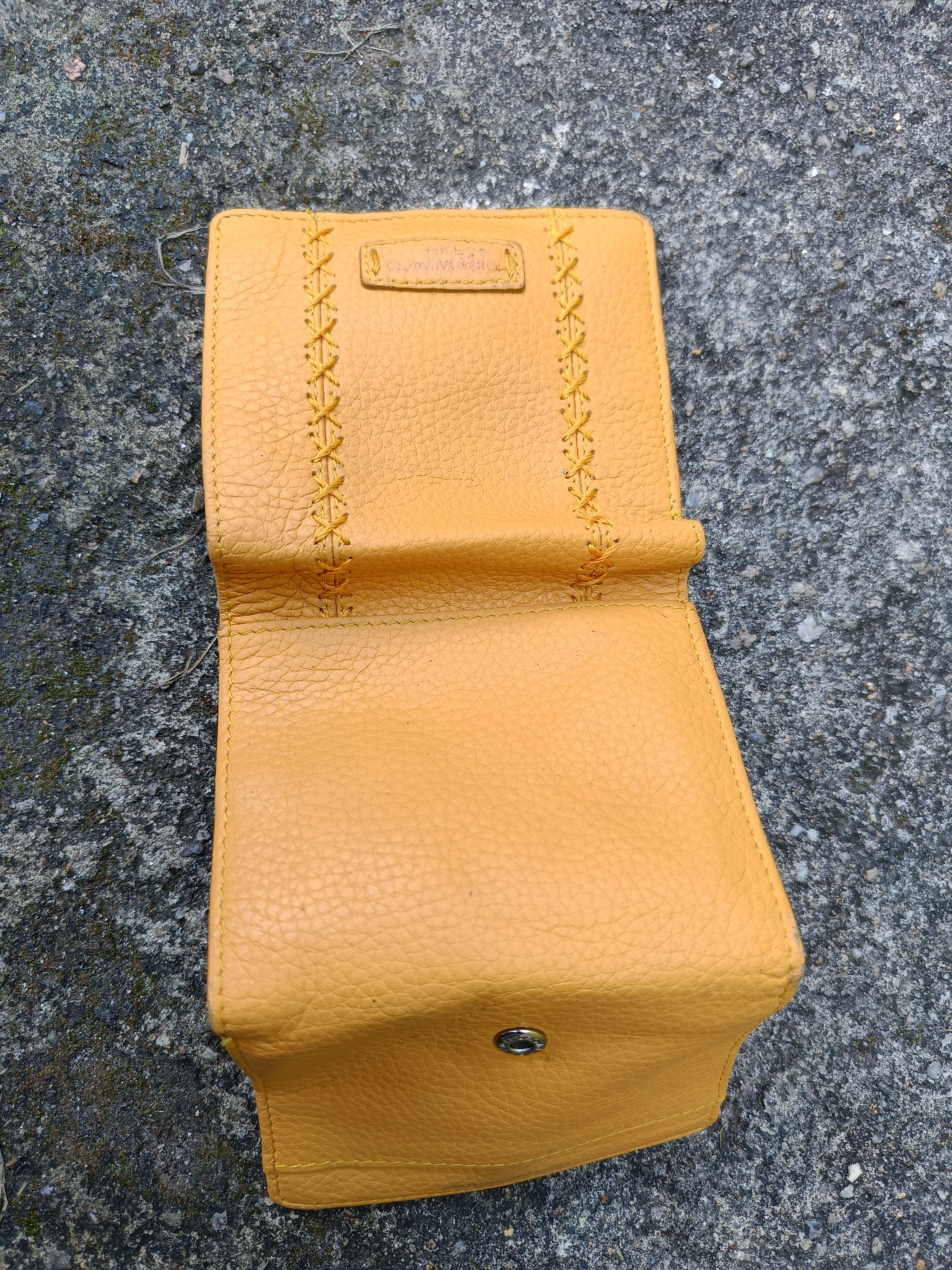 Kansai Yamamoto KANSAI YAMAMOTO COWHIDE BIFOLD WALLET YELLOW Size ONE SIZE - 5 Thumbnail