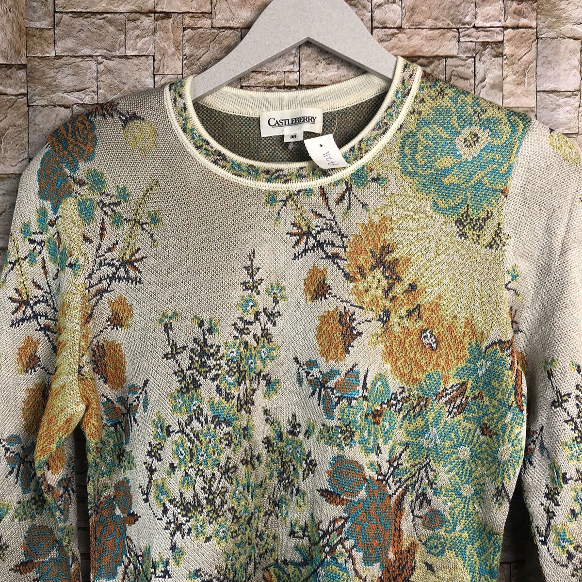 Japanese Brand × Vintage Castle Berry Orange art vintage Knitwear #A211 Size S / US 4 / IT 40 - 5 Thumbnail