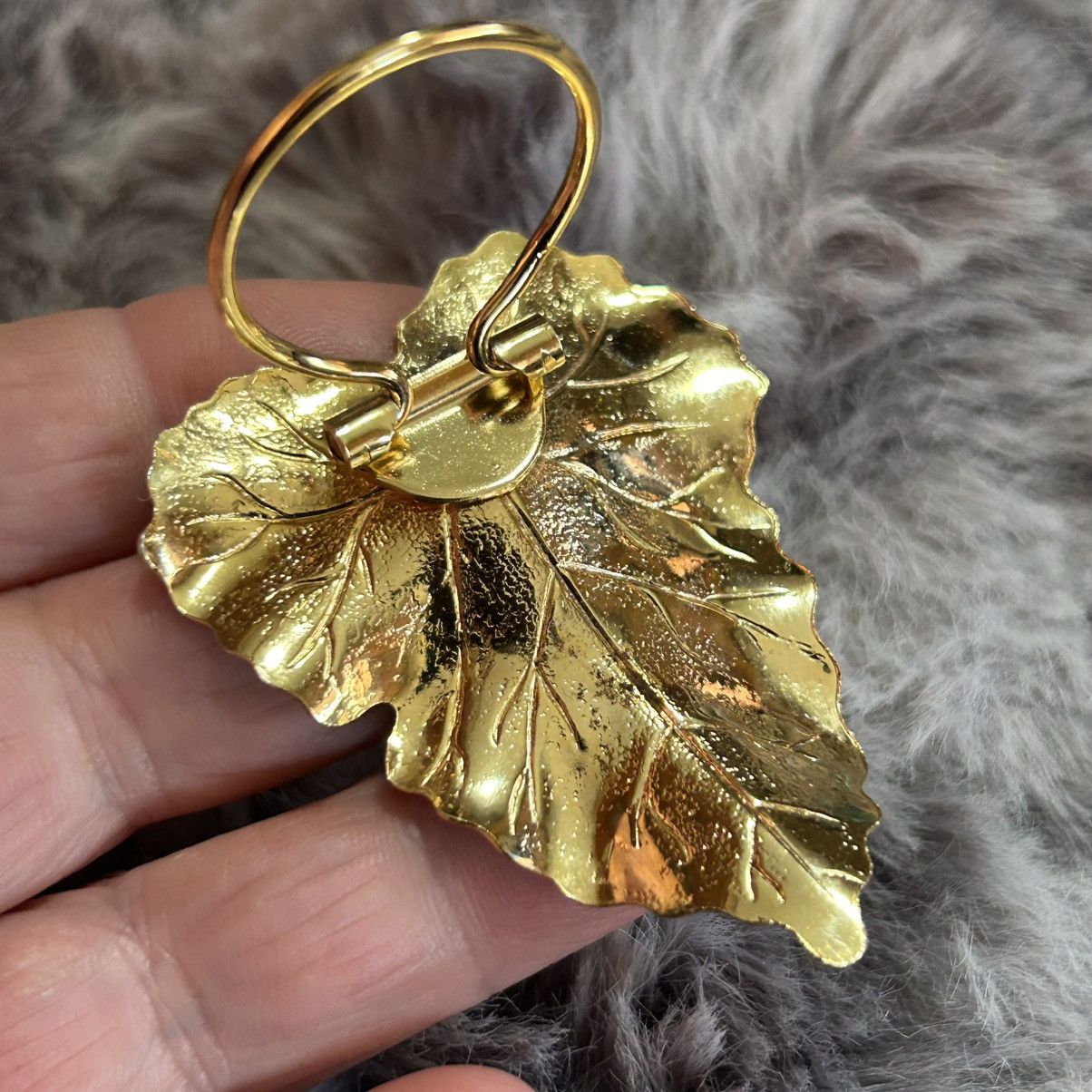 Vintage Vintage 70s gold plated leaf scarf clothing clip Size ONE SIZE - 3 Thumbnail