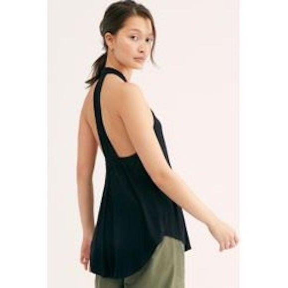 Free People Free People Date Night Ivory Pintuck Keyhole Halter Tunic To Size XS / US 0-2 / IT 36-38 - 4 Thumbnail