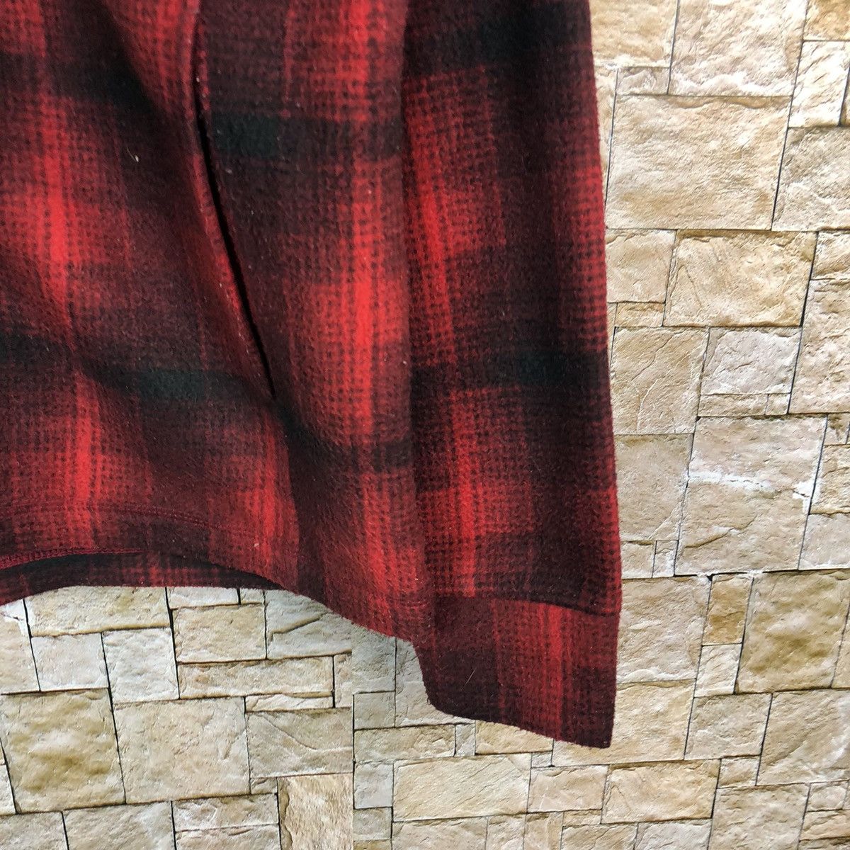 New Balance × Vintage New Balance Red Checkred Sweatshirt #A383 Size US M / EU 48-50 / 2 - 8 Thumbnail