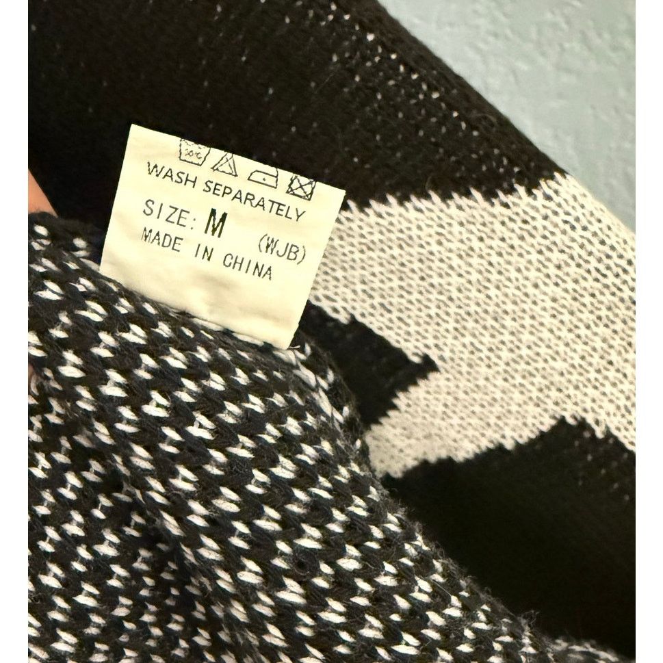 Other Boutique Star Pattern V-Neck Lantern Sleeve Sweater Size M / US 6-8 / IT 42-44 - 6 Thumbnail