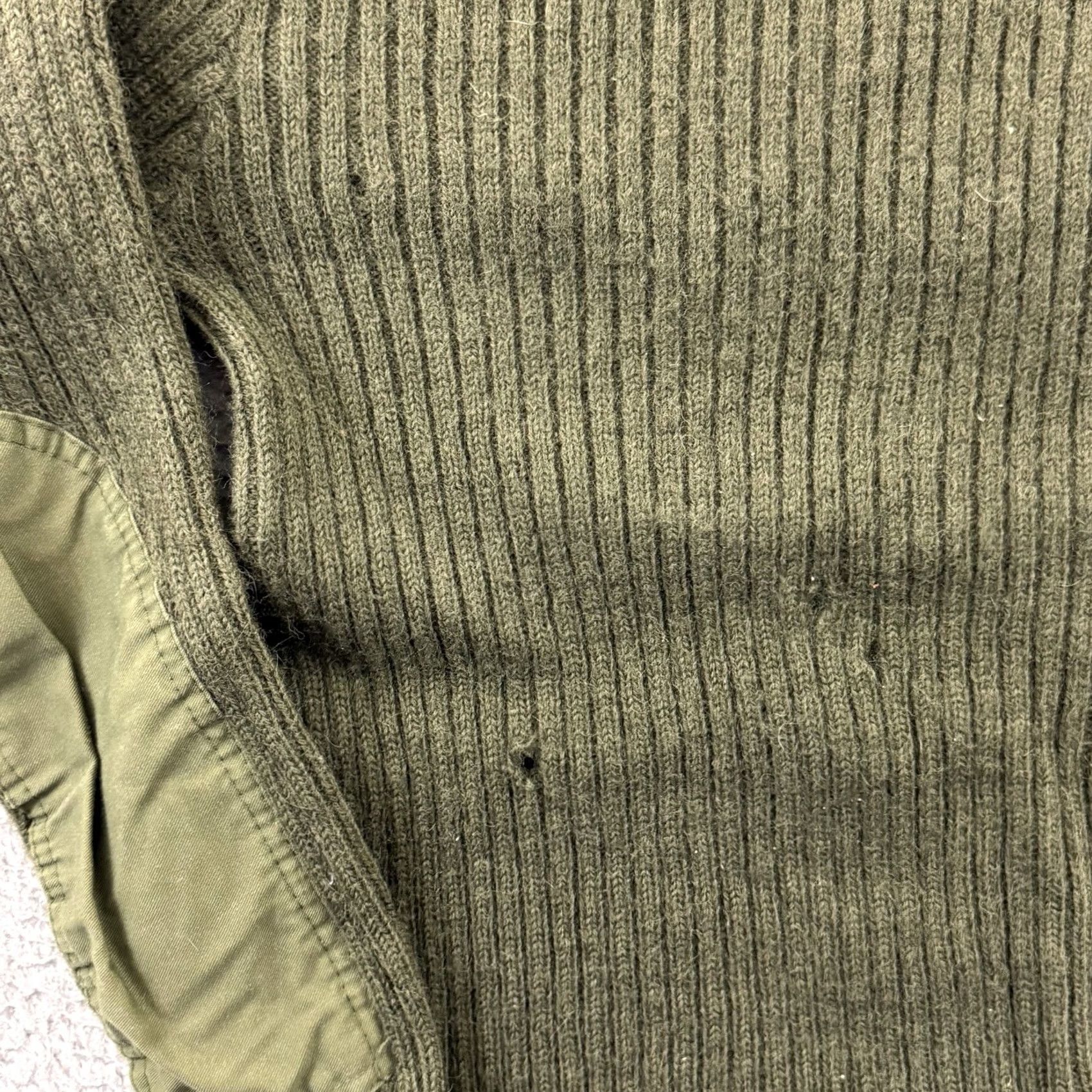 Vintage VINTAGE L.L. Bean Sweater Mens XL Green Pullover Sweatshirt Knit Wool Crew Neck Army 90s Size US XL / EU 56 / 4 - 6 Thumbnail