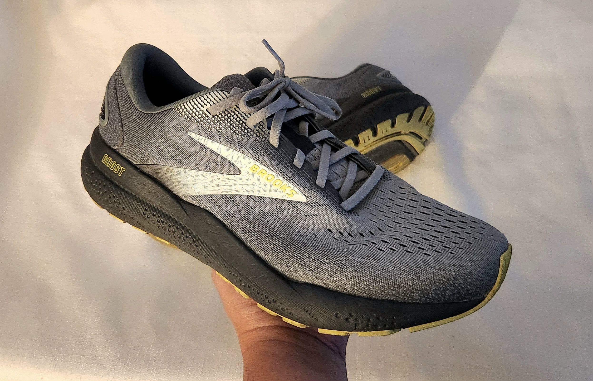 Brooks Brooks Ghost 16 Men's Size 11.5 extra wide 4E Running Size US 11.5 / EU 44-45 - 1 Thumbnail