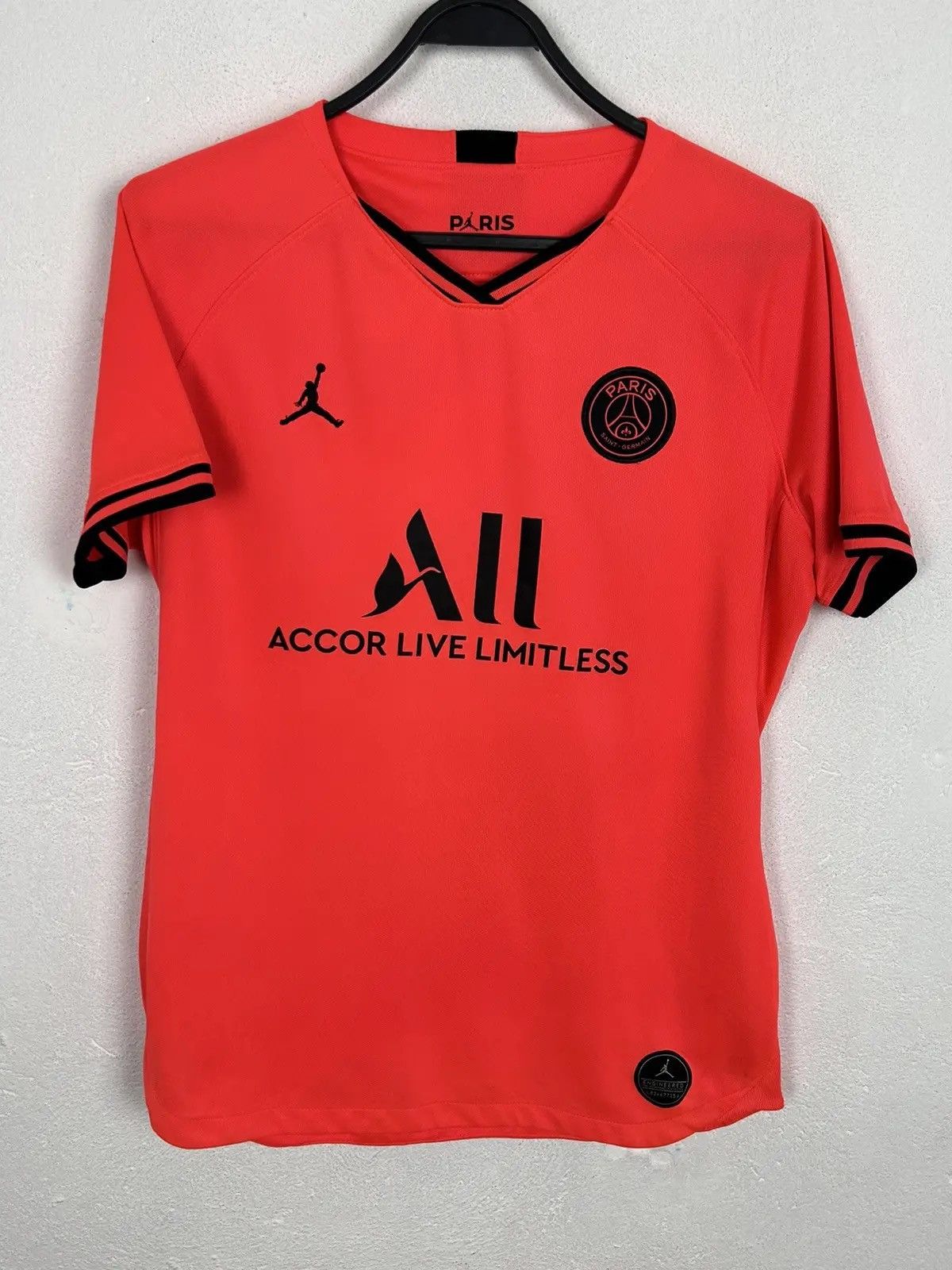 Jordan Brand Nike Jordan Paris Saint German 2019/20 Away Kit Jersey Size US M / EU 48-50 / 2 - 1 Thumbnail