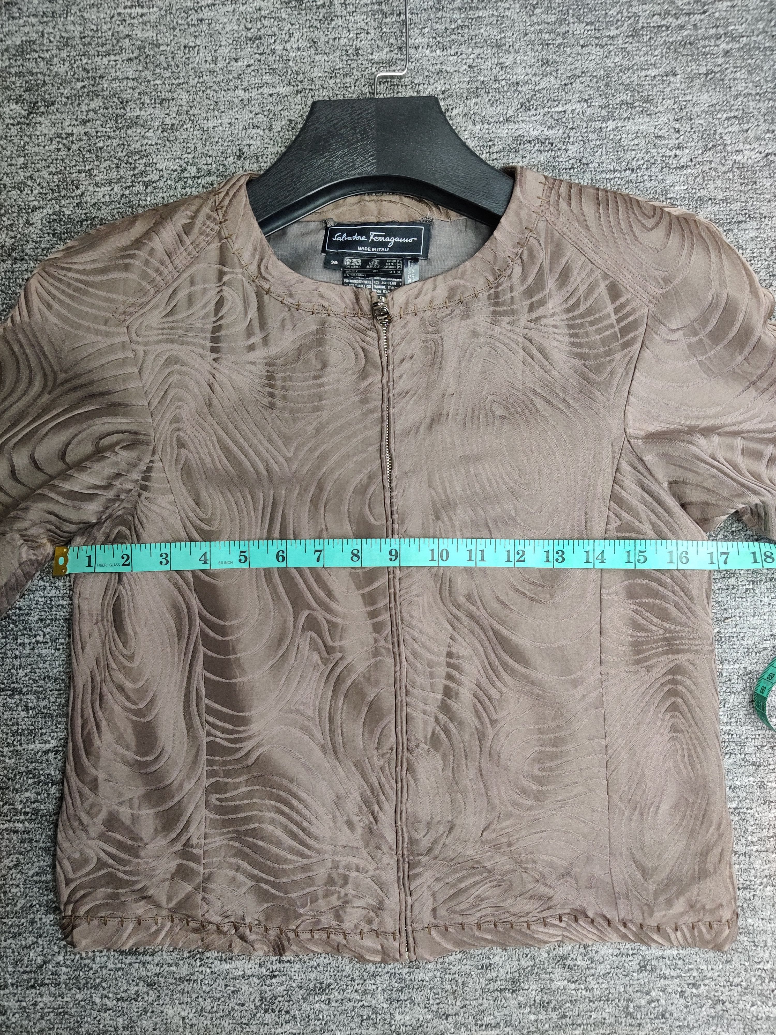Salvatore Ferragamo Salvatore Ferragamo Silk Cropped Coat Size US S / EU 44-46 / 1 - 13 Thumbnail
