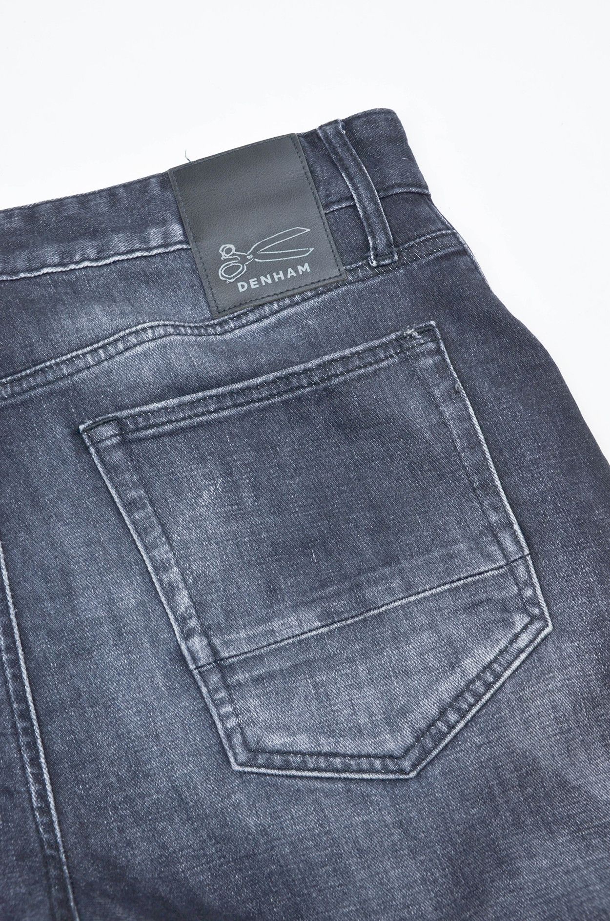 DENHAM Denham Fusion Regular Tapered Jeans Candiani Denim -W32 L30 Size US 32 / EU 48 - 15 Thumbnail