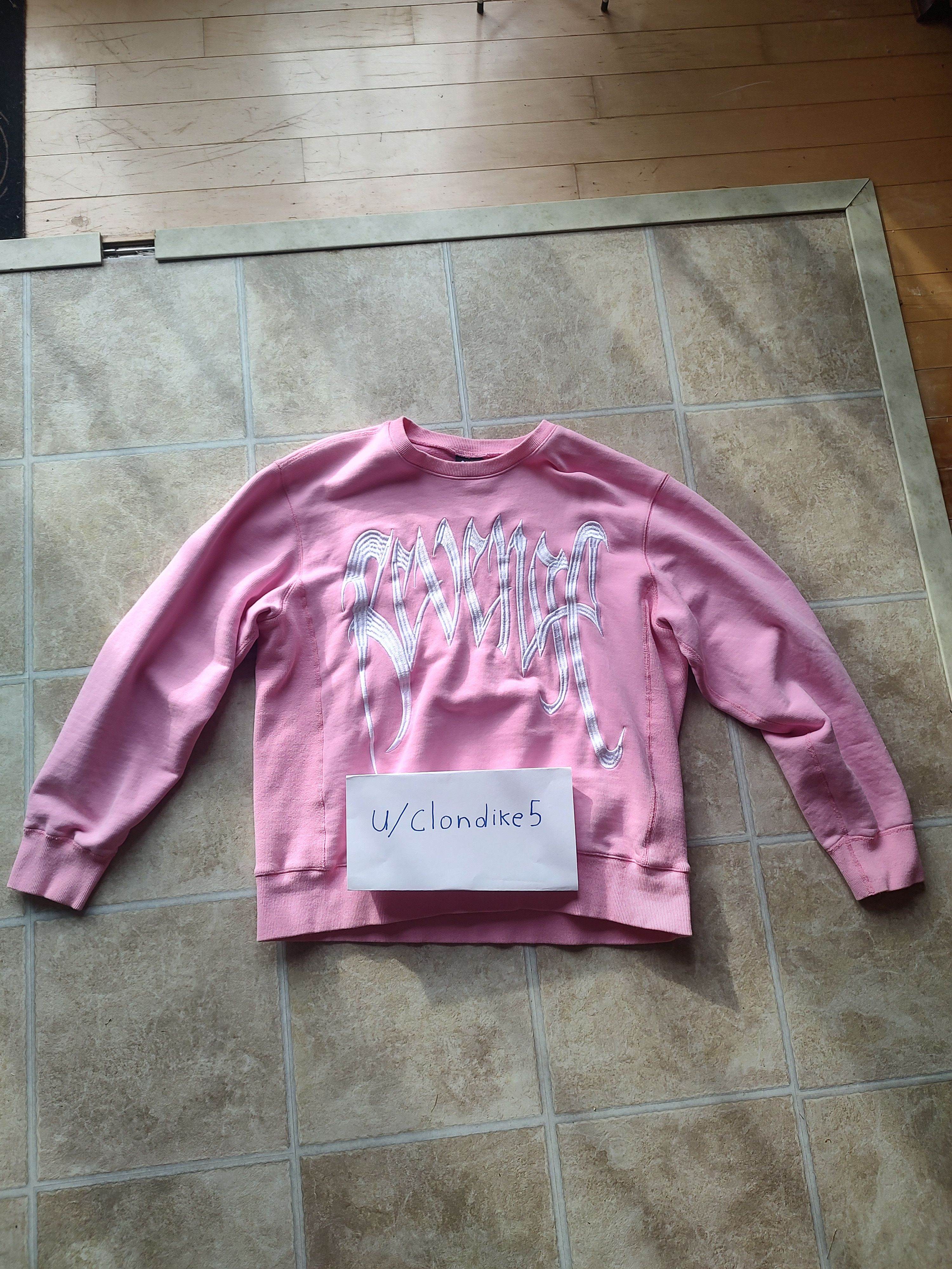 Revenge Revenge Pink Metal Logo Crewneck Size US L / EU 52-54 / 3 - 1 Thumbnail