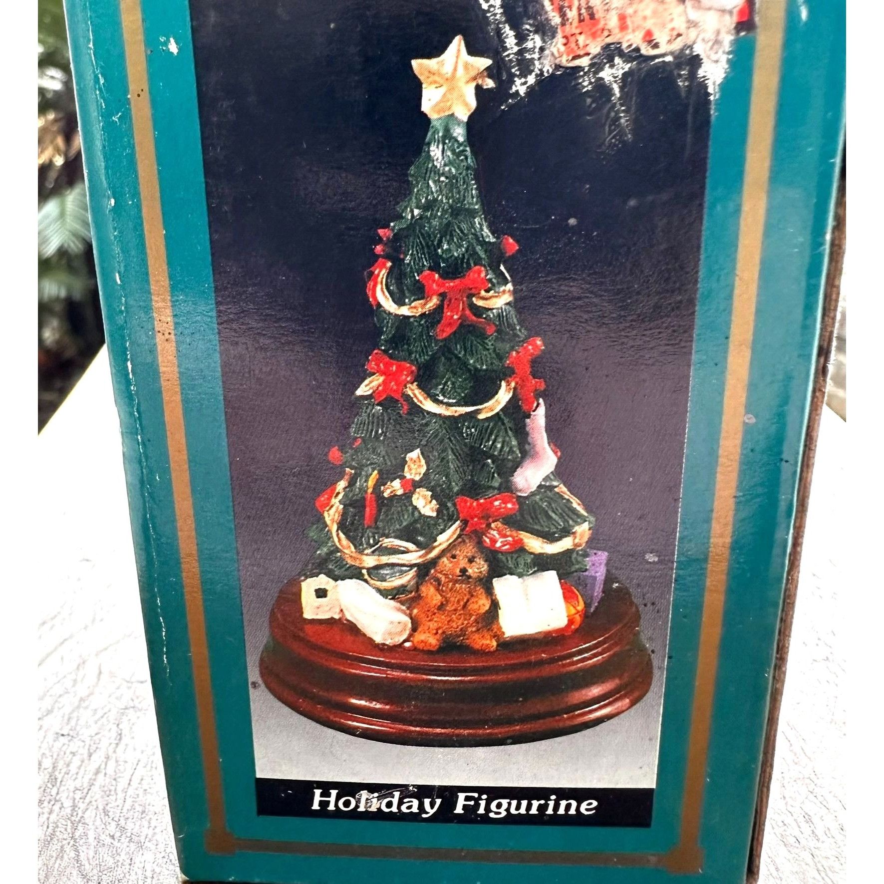 Vintage VTG Gift Collection Holiday Figurine Christmas Tree New Pupp Size ONE SIZE - 2 Thumbnail