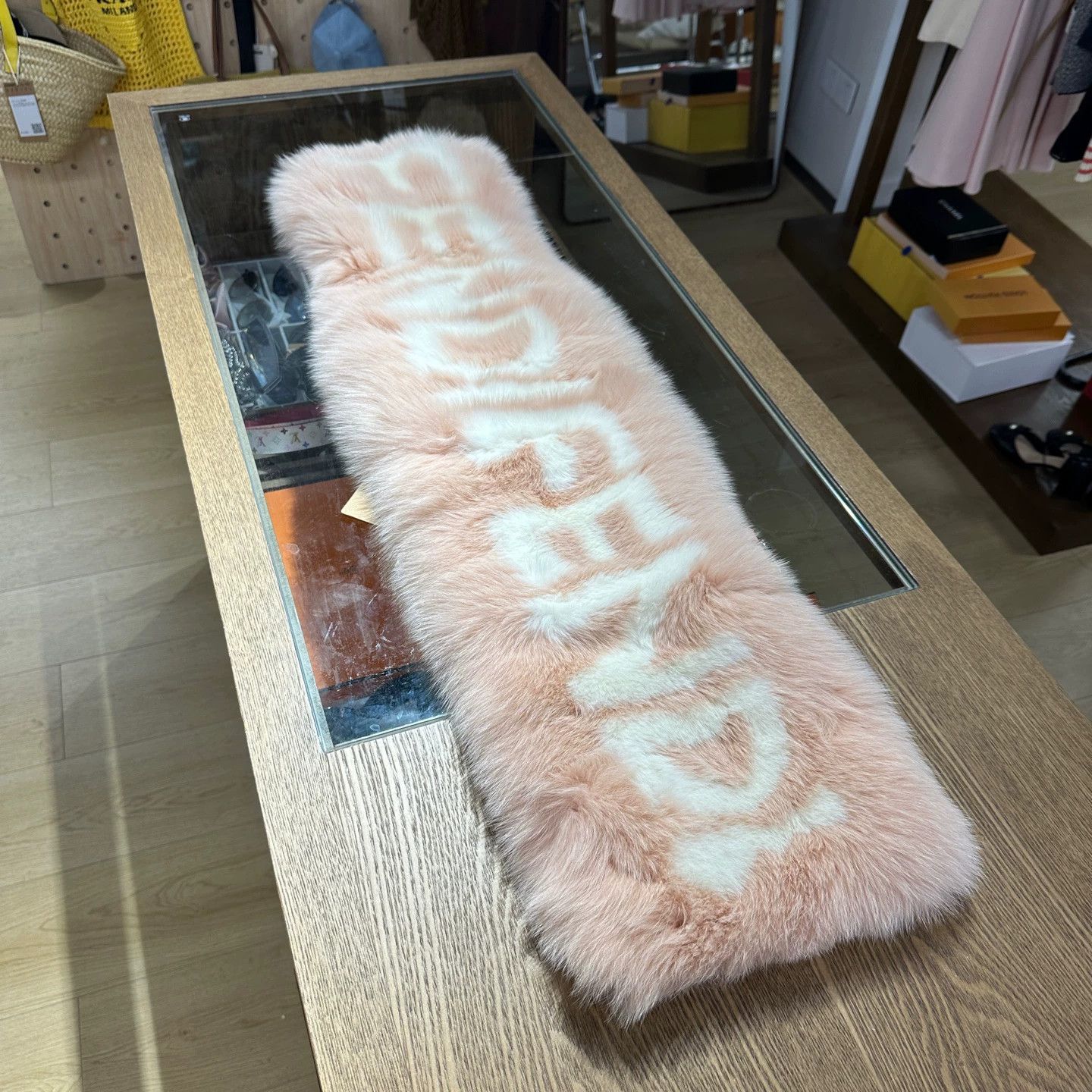 Fendi Fendi jan969 pink white red fox fur scarf Size ONE SIZE - 5 Thumbnail