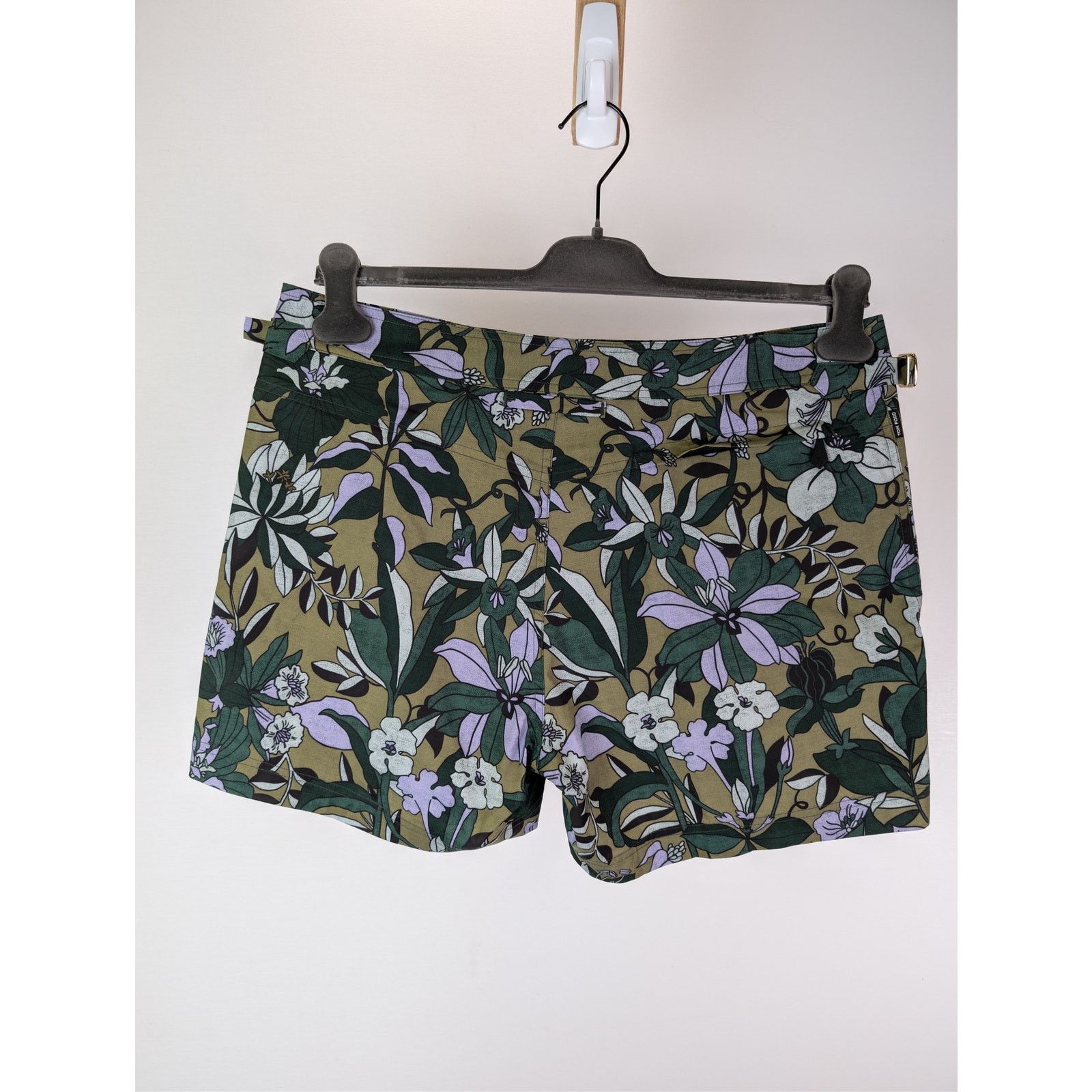 Tom Ford o1rshd1 Jungle Floral Swim Shorts in green Size US 34 / EU 50 - 16 Thumbnail