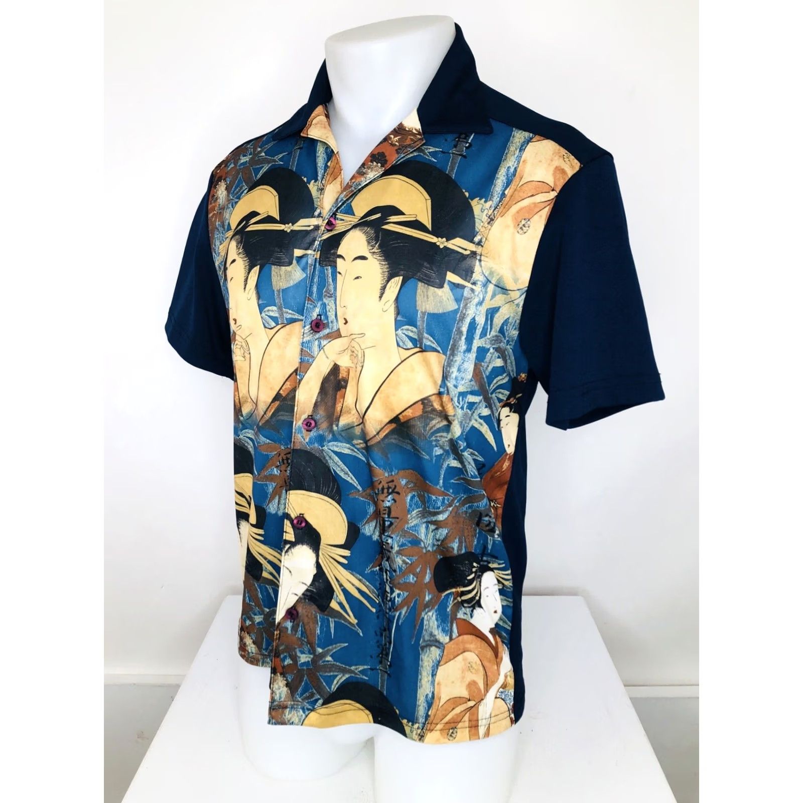 Vintage EDGY DOGS Vintage Japanese Asian Art Mens Shirt S Blue Short Sleeve Button-Up Shirt - EXCELLENT Size US S / EU 44-46 / 1 - 4 Thumbnail