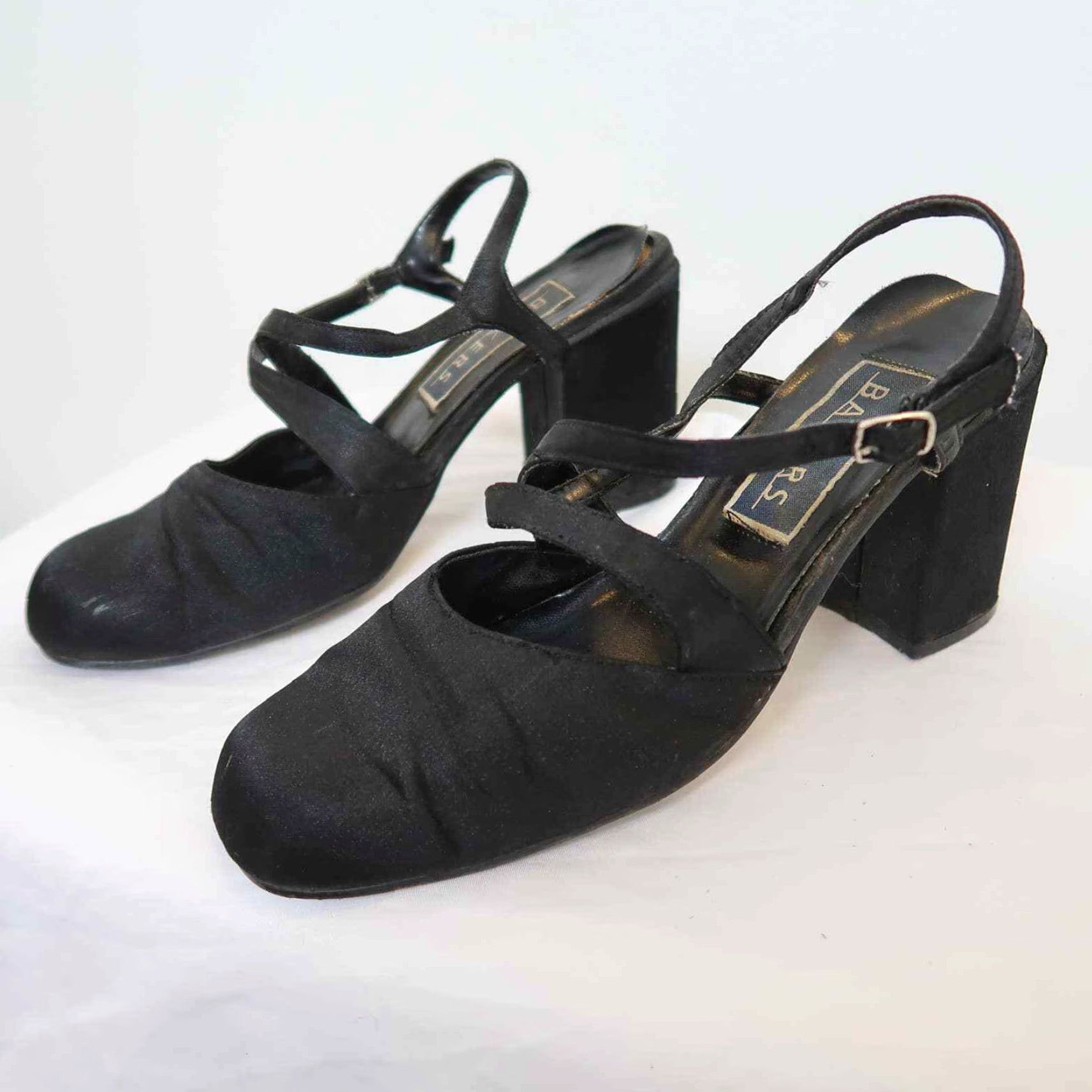 Vintage VINTAGE Bakers chunky satin strappy heels Heels Size 9 Black 1990s Party Mens/Womens Size US 9 / IT 39 - 2 Thumbnail