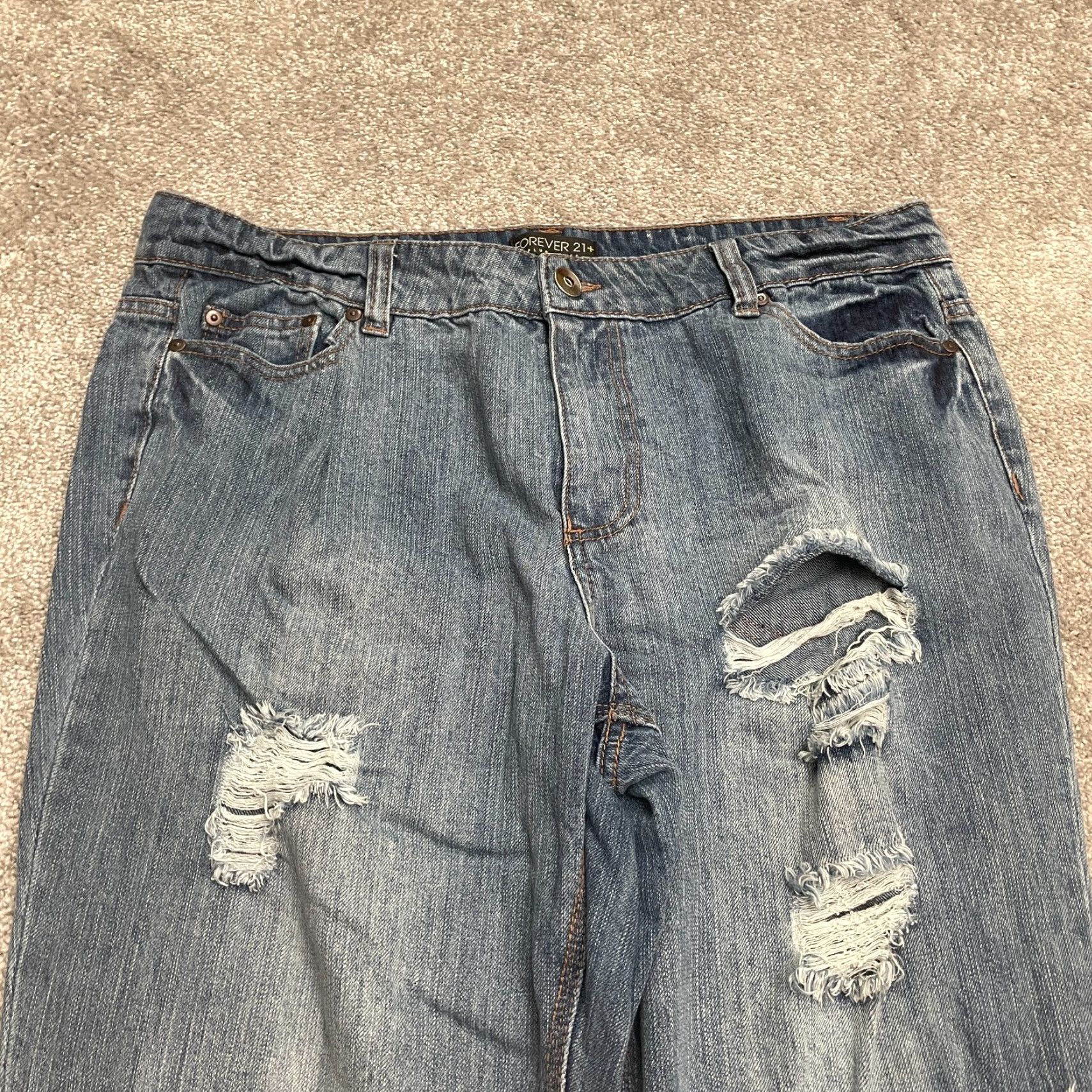 Forever 21 FOREVER 21 Jeans Womens 12 Distressed Denim Blue Medium Wash 38x28 Straight High Rise 5-Pocket Vintage No Mens Girls Size 34" / US 12 / IT 48 - 3 Thumbnail