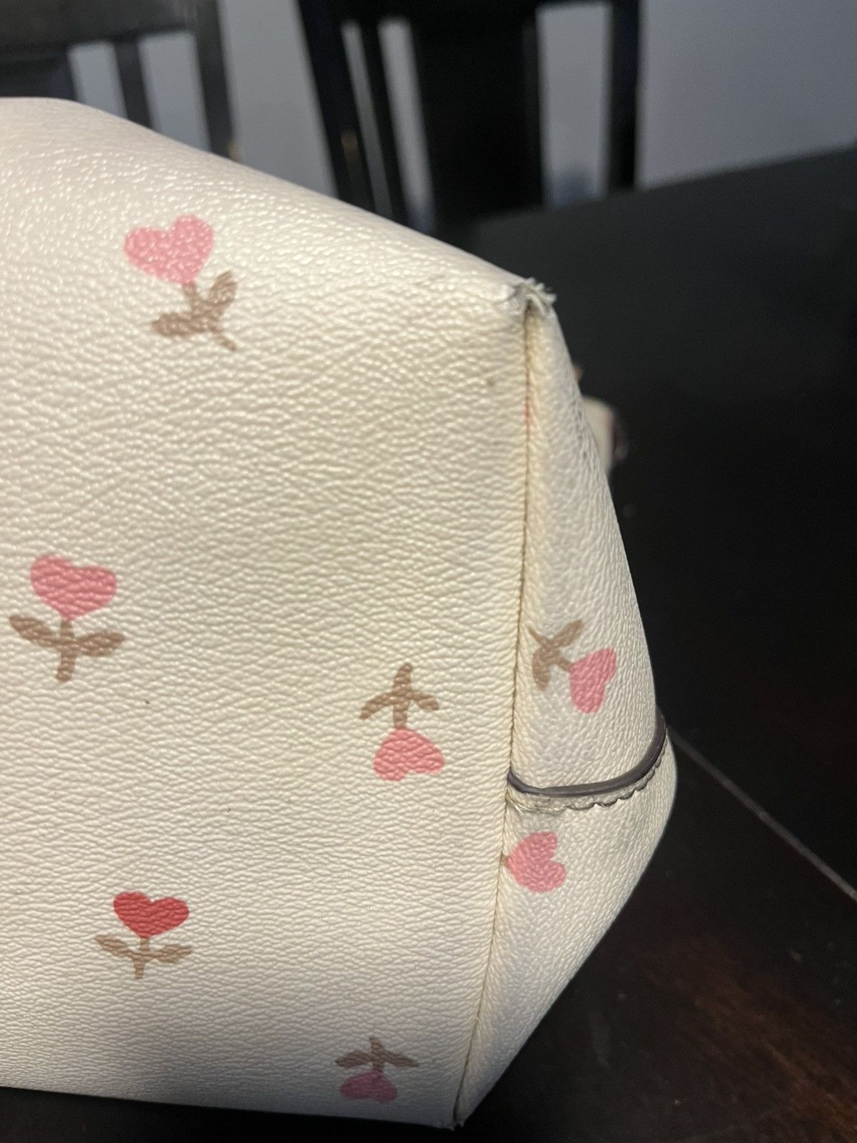 Coach Cream Limited edition Valentine’s Day Coach Gallery Tote Size ONE SIZE - 9 Thumbnail