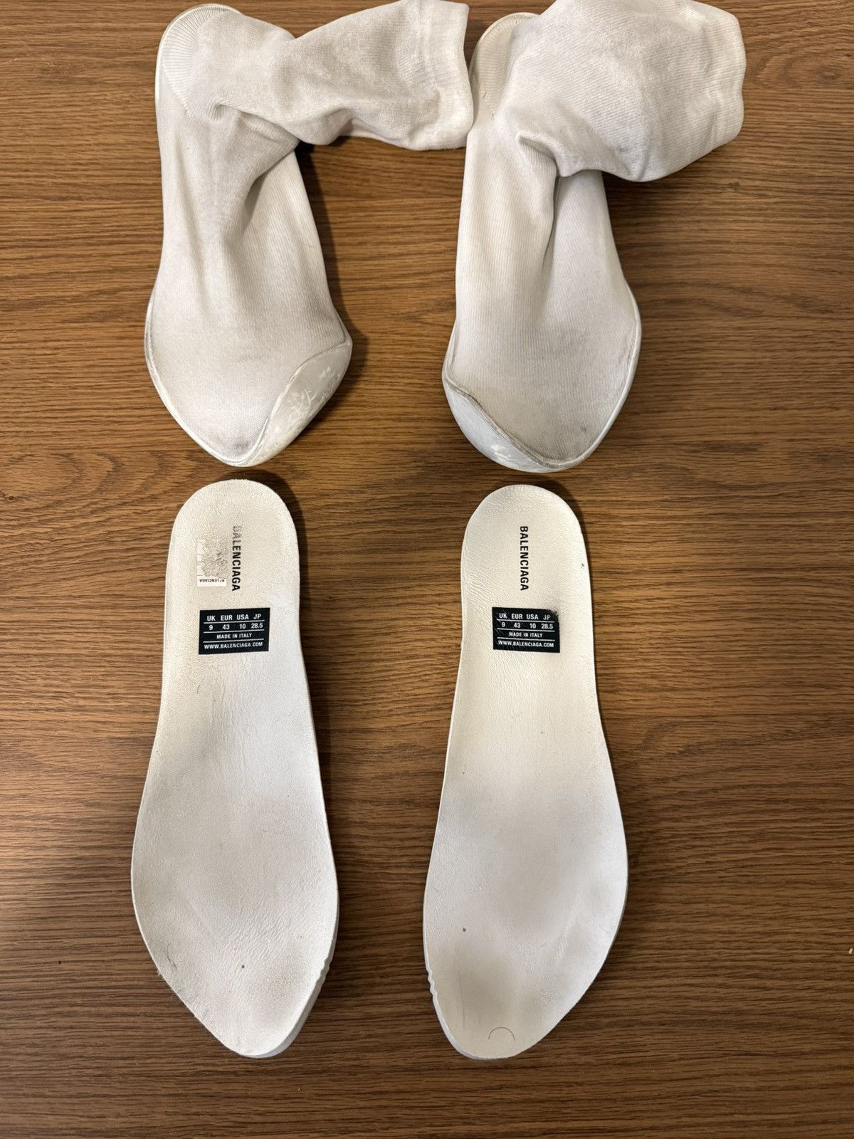 Balenciaga Balenciaga Sock Sneakers EUR 43 🚫READ DESCRIPTION🚫 Size US 10 / EU 43 - 7 Thumbnail