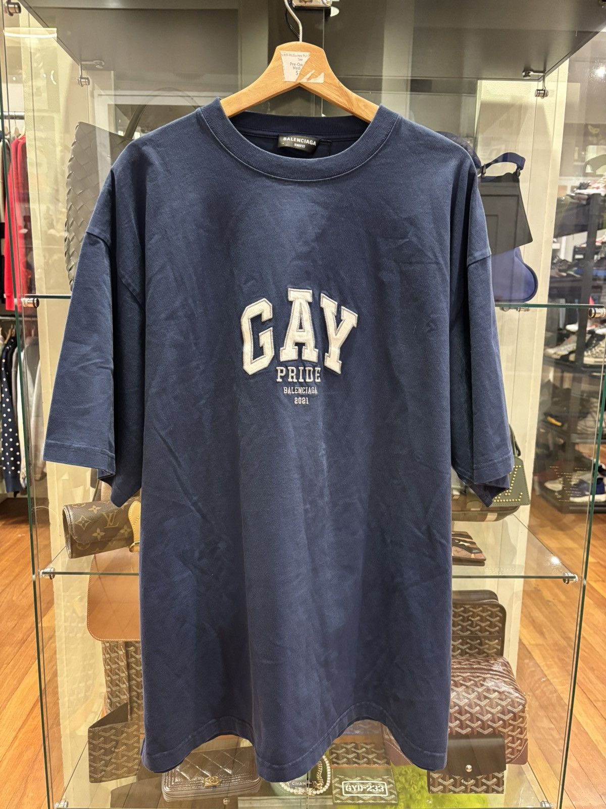 Clothing Balenciaga Gay Sweatshirt Balenciaga Gay Pride 2021