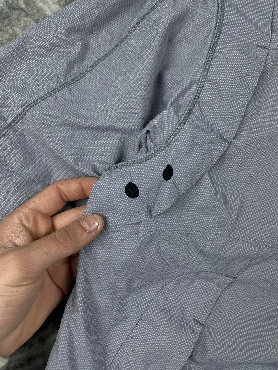Oakley Vintage Oakley Jacket 00s Men Size M Gray Size US M / EU 48-50 / 2 - 8 Thumbnail