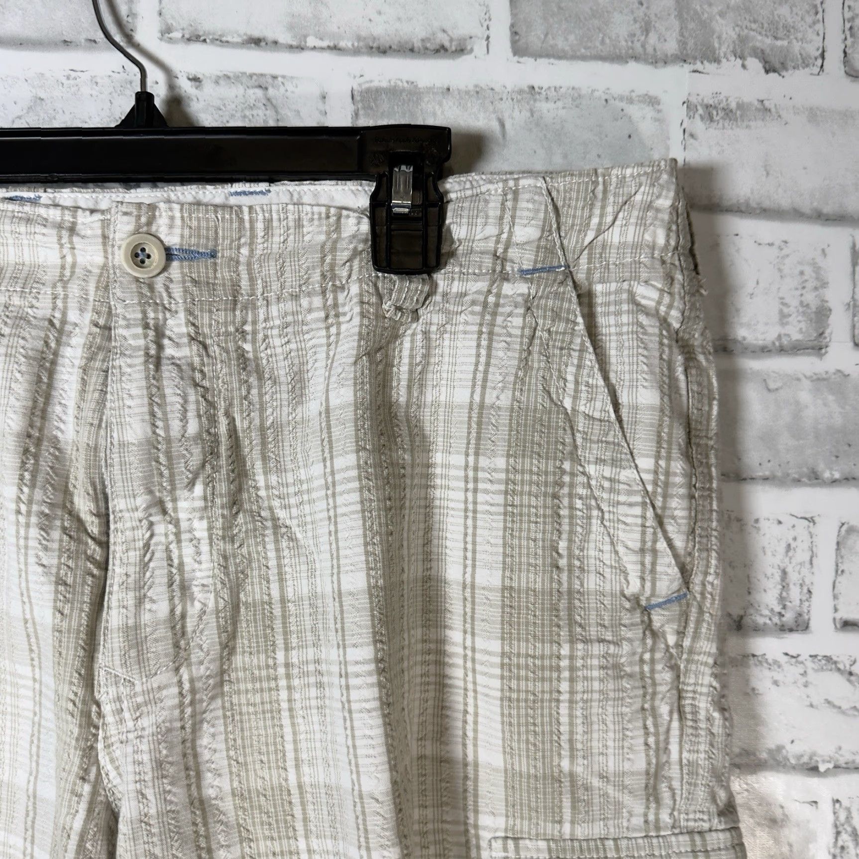 Tommy Bahama Tommy Bahama Relax Casual Shorts Mens Size 36 Beige Chino Casual Relaxed Fit Regular Size US 36 / EU 52 - 2 Thumbnail