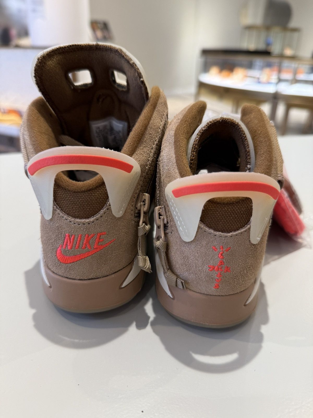 Nike × Travis Scott Air Jordan 6 Retro Travis Scott British Khaki (PS) Size US 5 / EU 37 - 7 Thumbnail