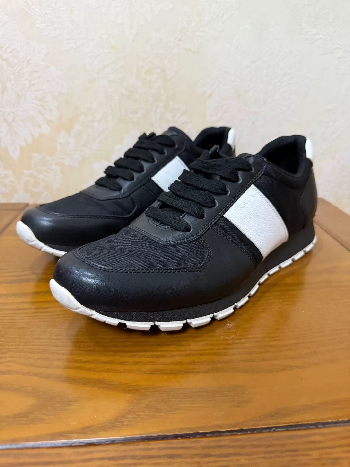 Prada Prada Casual Orange Lowtop Sneakers 10 Men Size US 10 / EU 43 - 1 Thumbnail