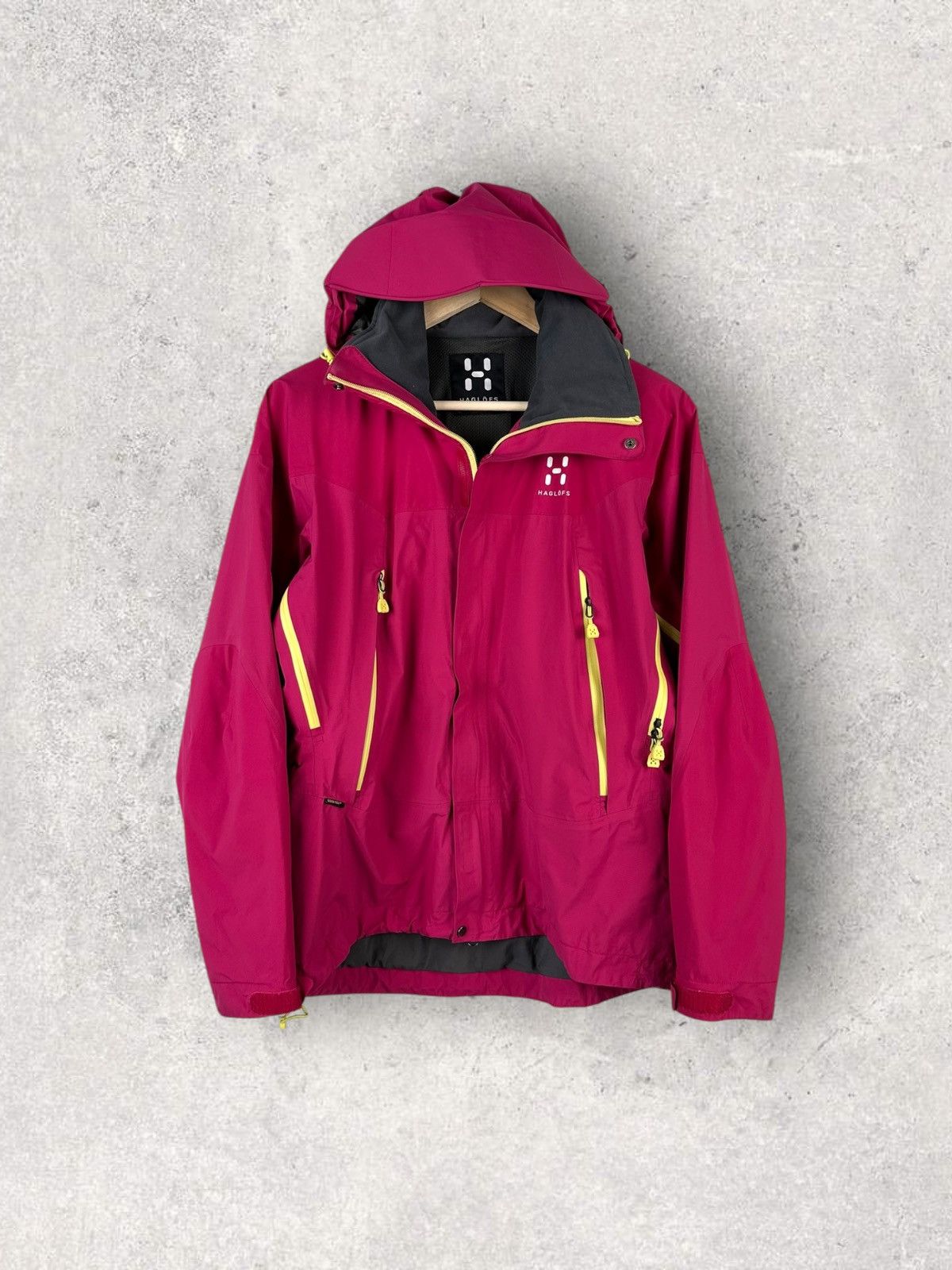 Haglofs Haglofs Gore-tex Gorpcore Hooded Light Jacket Outdoor Size M / US 6-8 / IT 42-44 - 1 Thumbnail