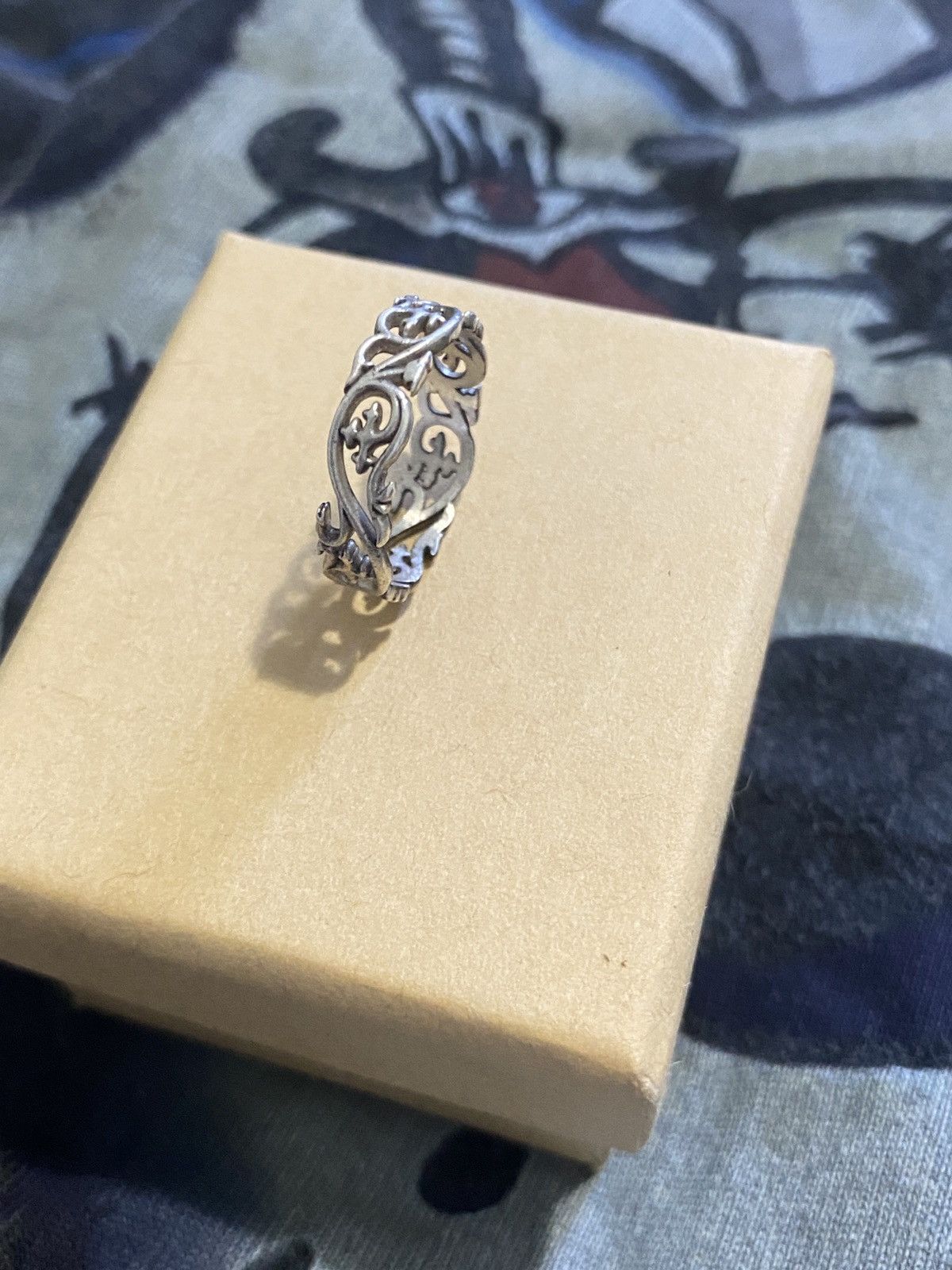Jewelry Silver Ring Size ONE SIZE - 3 Thumbnail