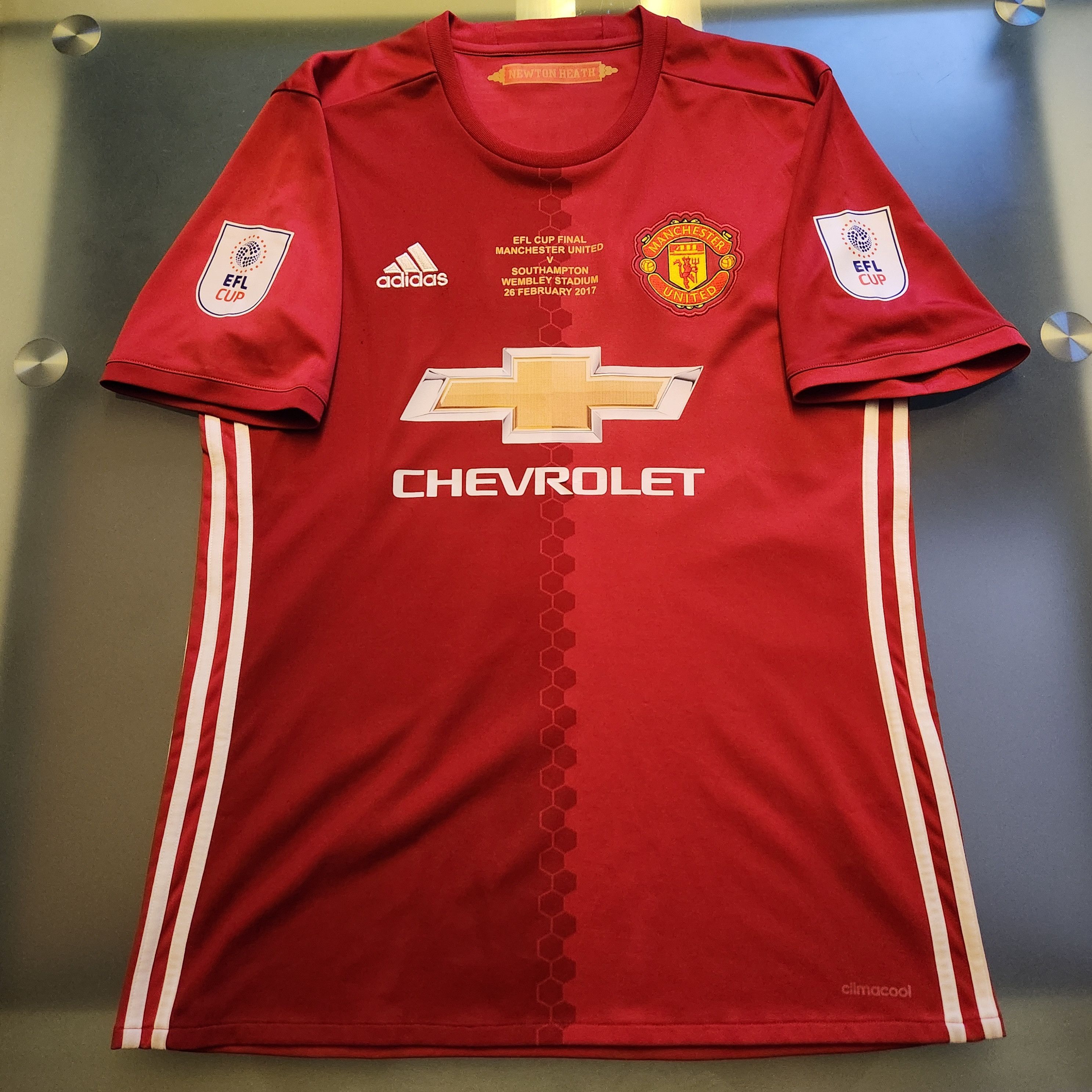 Nike Authentic Manchester United IBRA 2016-2017 EFL Cup MDT Home Size US M / EU 48-50 / 2 - 3 Thumbnail