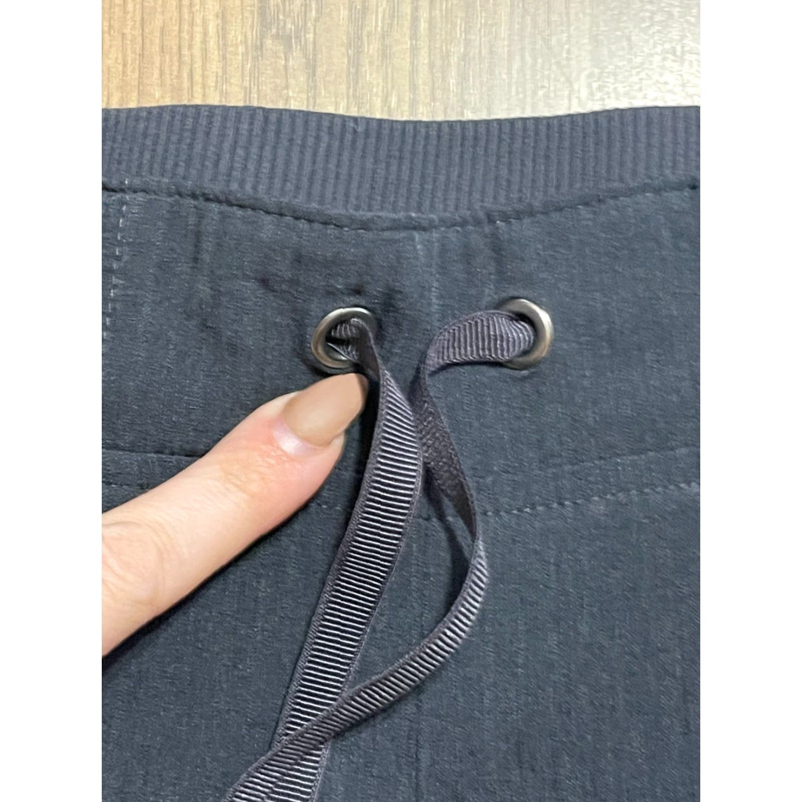 Athleta Athleta Pants Women's Size 4 Gray Tie Waist Casual Side Pockets Size 27" / US 4 / IT 40 - 4 Thumbnail