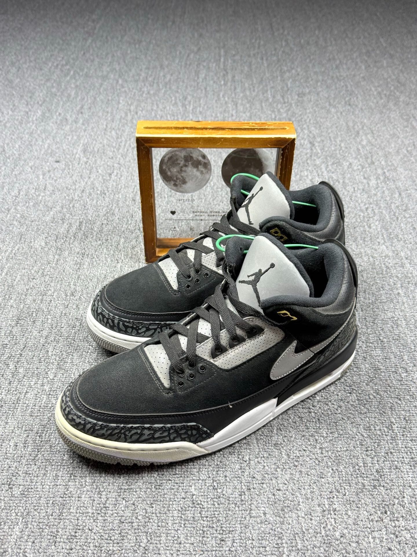 Nike Nike AJ3 Black Lowtop Sneakers 13 Men Size US 13 / EU 46 - 1 Thumbnail