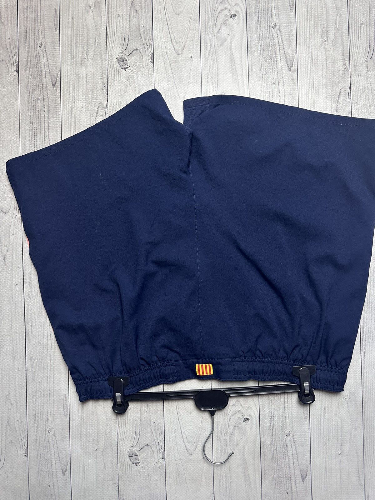 Nike × Vintage Vintage Nike Barcelona shorts logo size XL Size US 36 / EU 52 - 7 Thumbnail