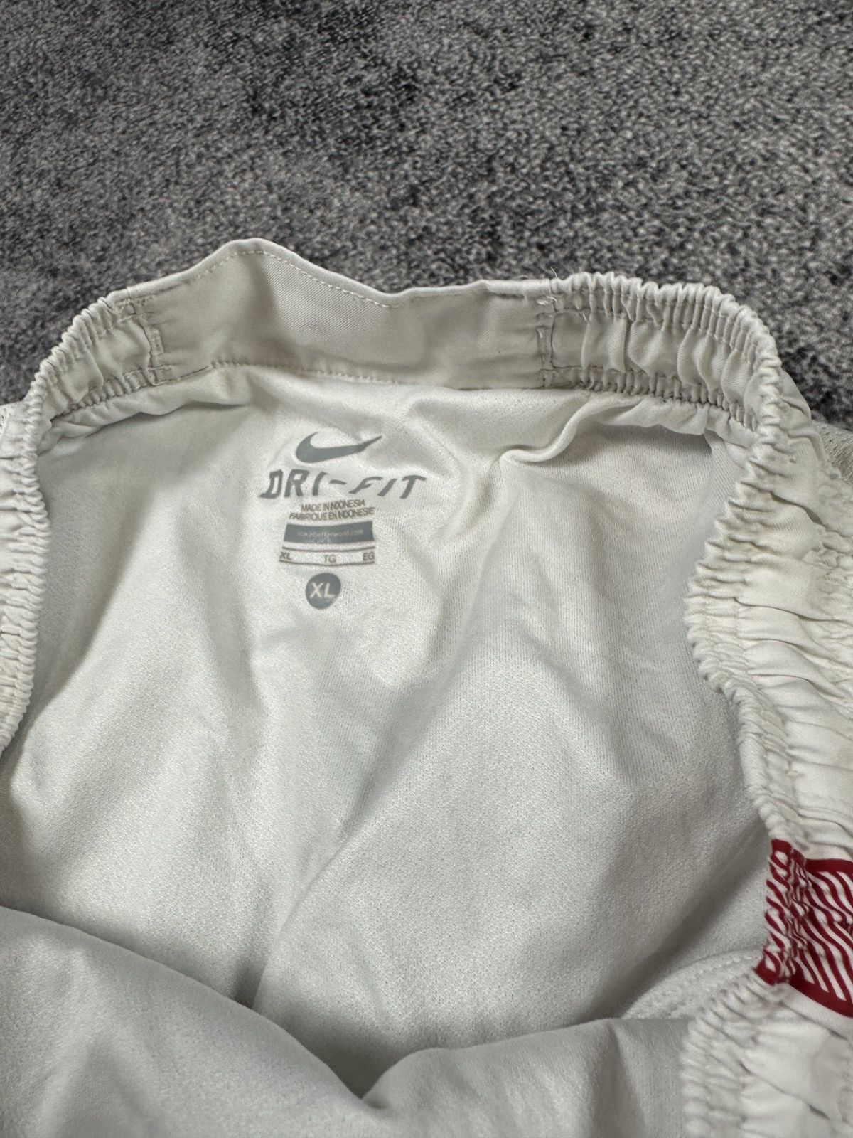 Nike Nike soccer shorts Manchester United Blokecore style rare L Size US 36 / EU 52 - 4 Thumbnail