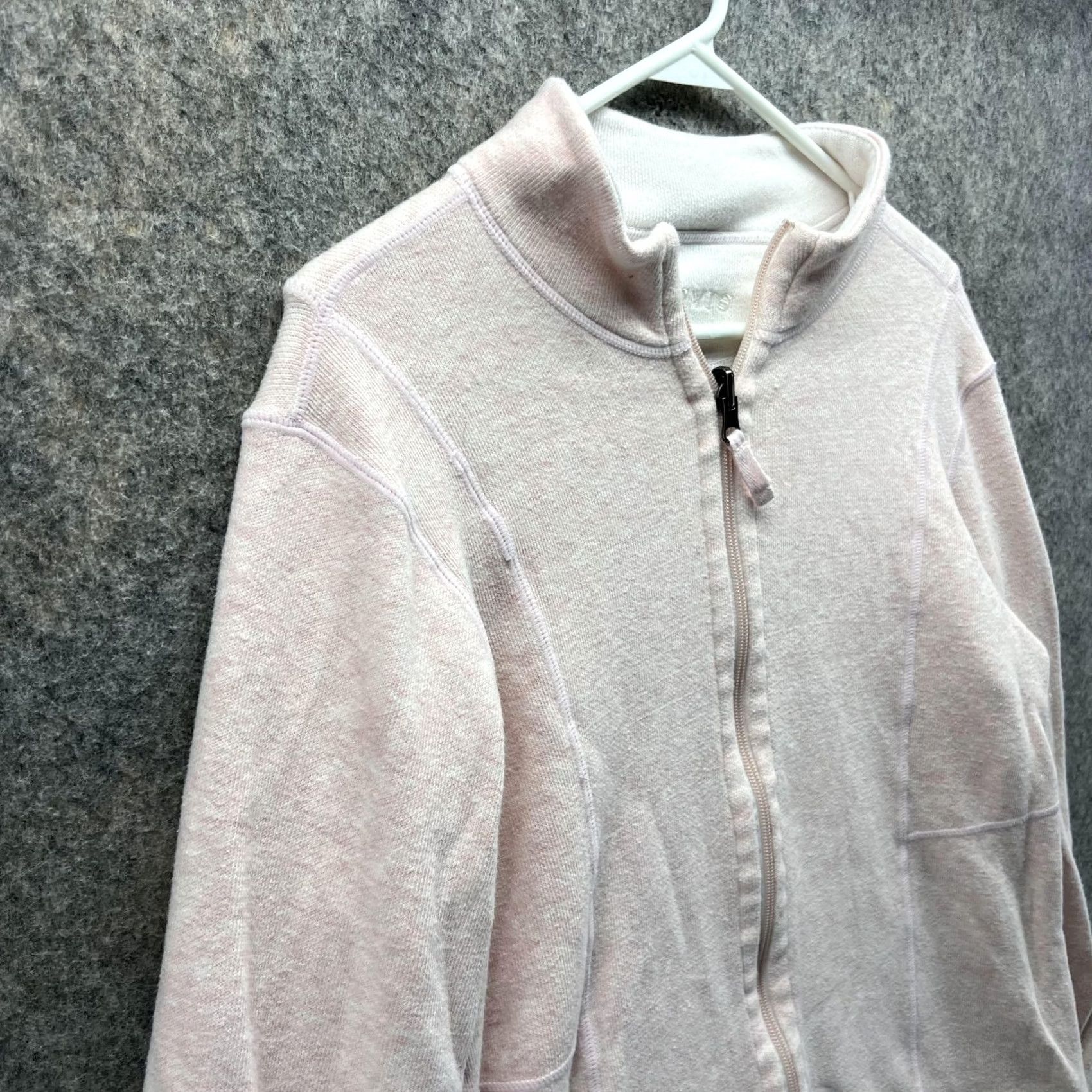 Orvis Removed redundancy (e.g., "Brand: Orvis") Size S / US 4 / IT 40 - 3 Thumbnail