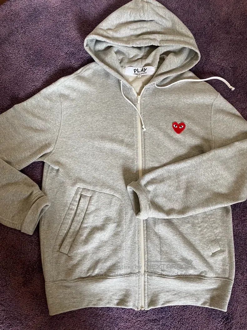 Comme Des Garcons Red heart sweatshirt