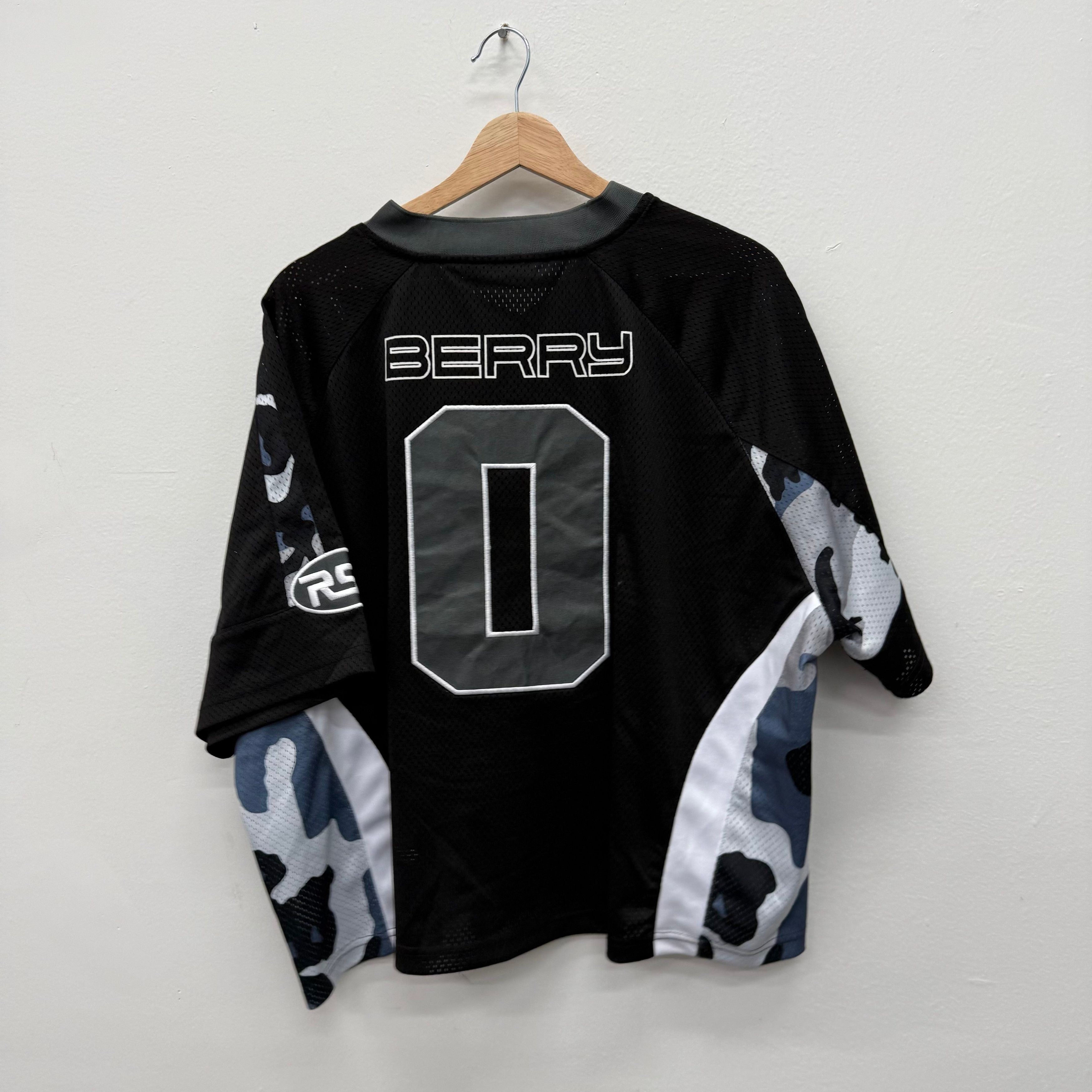 The GV Gallery GV Gallery Raspberry Hills Snow Camo Sport Jersey - Size S Size US S / EU 44-46 / 1 - 2 Thumbnail