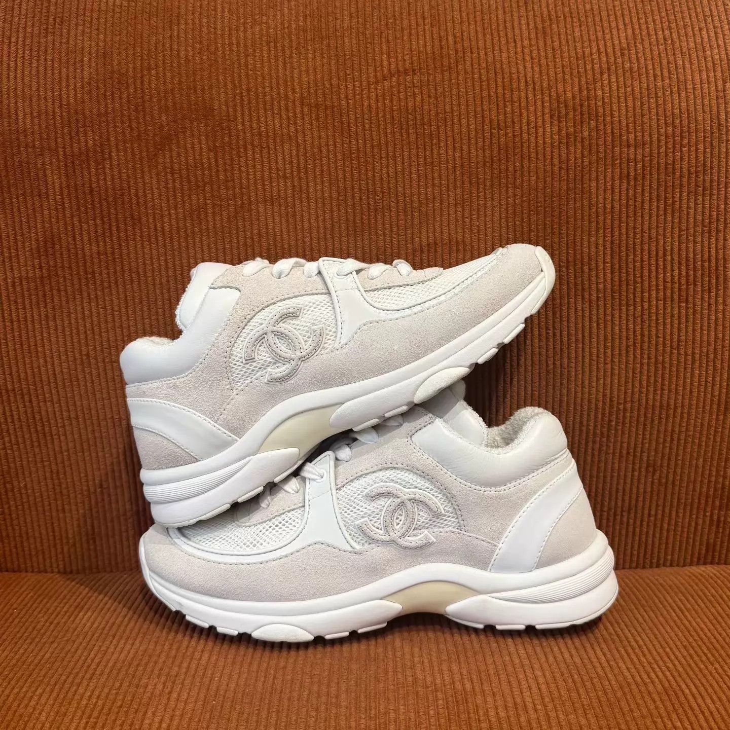 Chanel Chanel CC Logo Mesh Sneakers Nude Pink 37 Size US 6.5 / IT 36.5 - 3 Thumbnail
