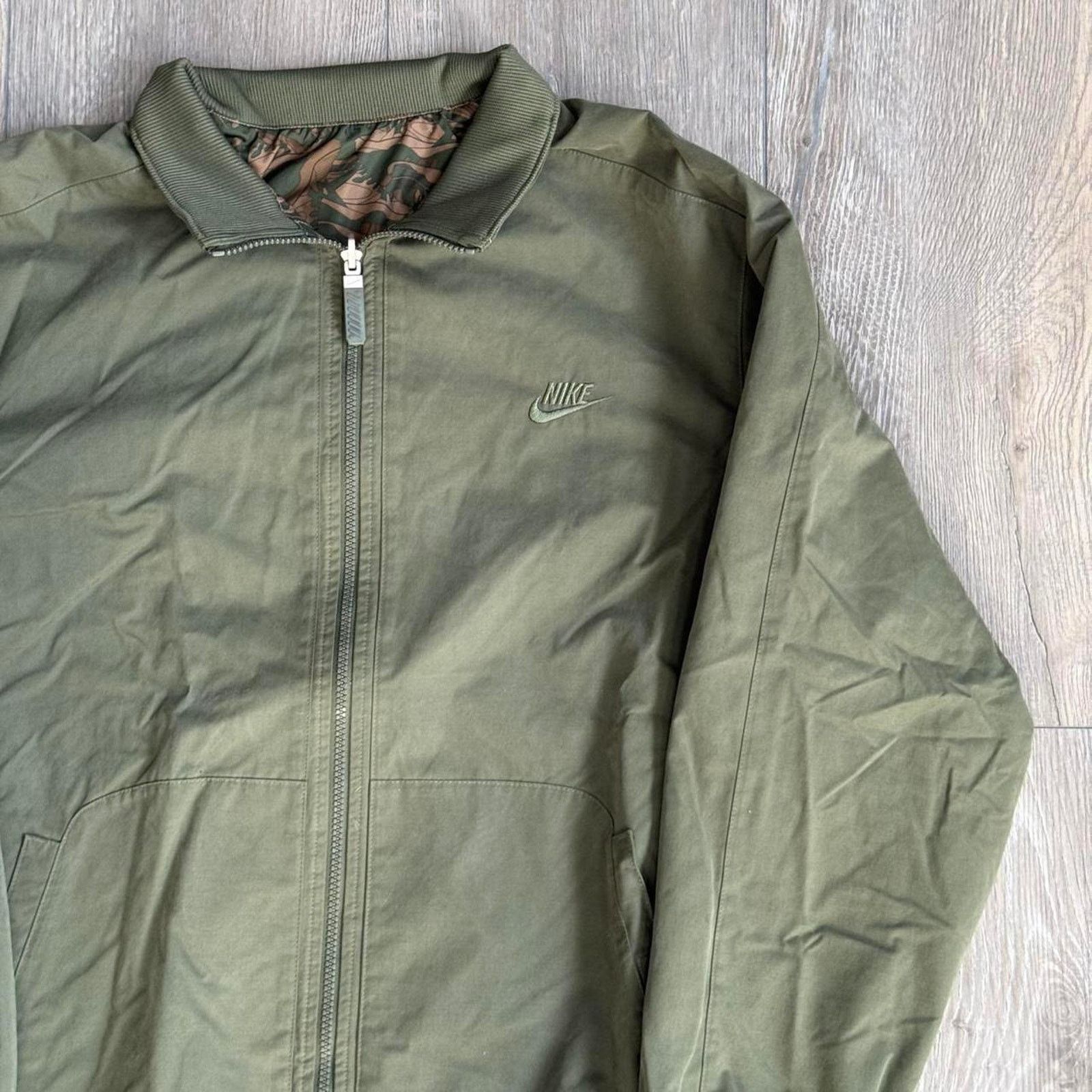 Nike Vintage y2k nike reversible zip up jacket with sneaker camo Size US XL / EU 56 / 4 - 3 Thumbnail