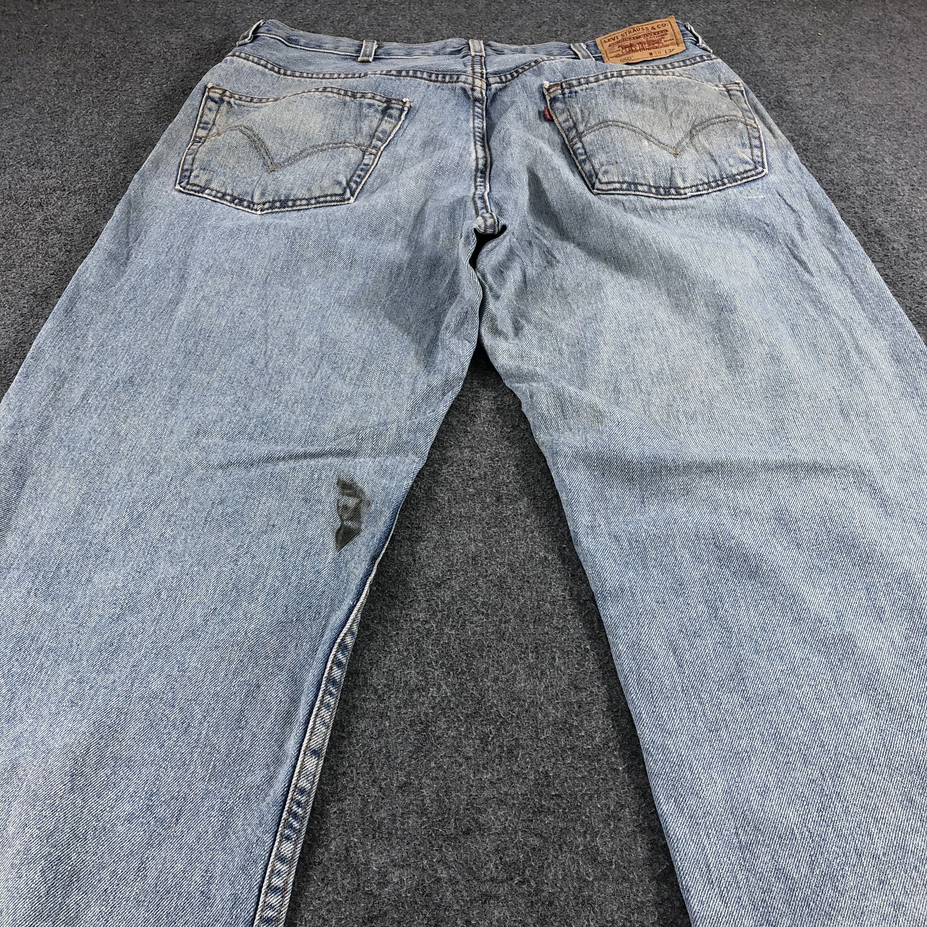 Levi's Vintage 90s Light Wash Levis 550 Jeans-J1219 Size US 36 / EU 52 - 4 Thumbnail