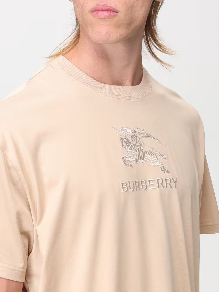 Burberry o1y0426 Crewneck T-Shirt in Beige Size US S / EU 44-46 / 1 - 4 Thumbnail