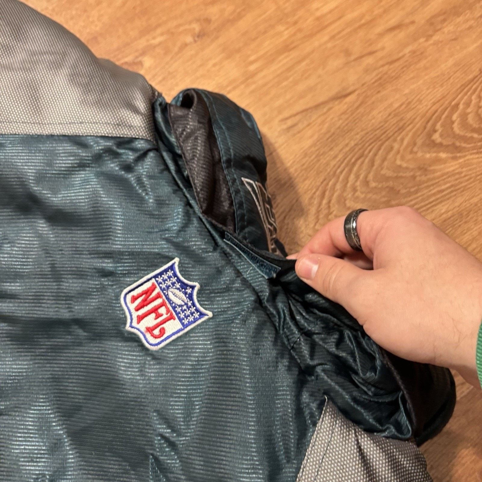 Starter Vintage Starter Philadelphia Eagles Puffer Jacket Mens 2XL Size US XXL / EU 58 / 5 - 7 Thumbnail