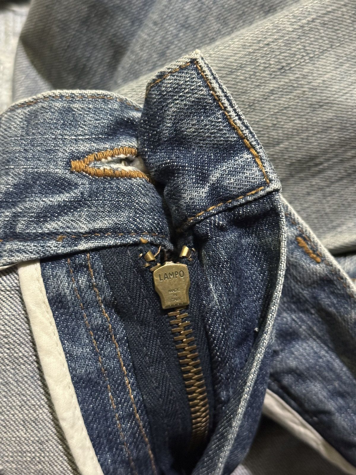 Dolce & Gabbana DOLCE & GABBANA DISTRESSED BOOTCUT JEANS Size US 33 - 12 Thumbnail