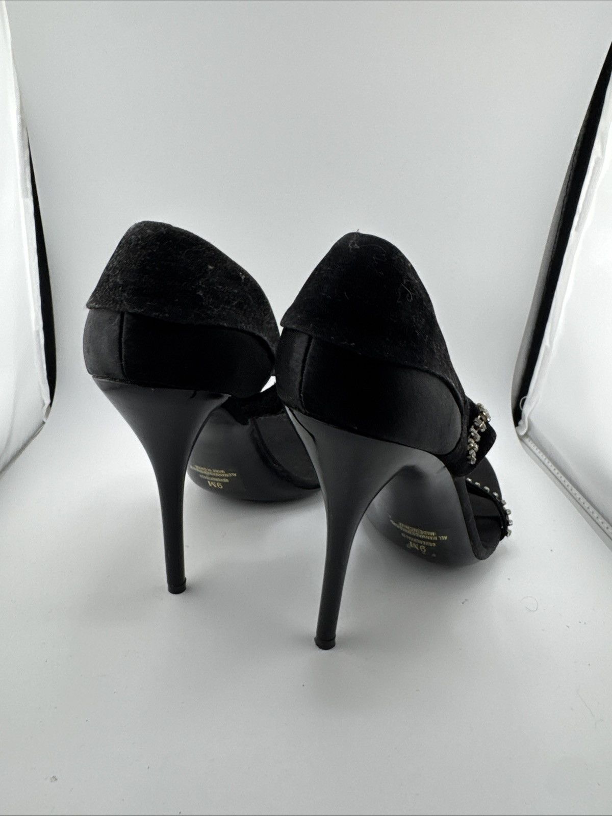 Playboy PLAYBOY Heels SIZE 9 Suede and Rhinestones (Damaged Strap) Size US 9 / IT 39 - 2 Thumbnail