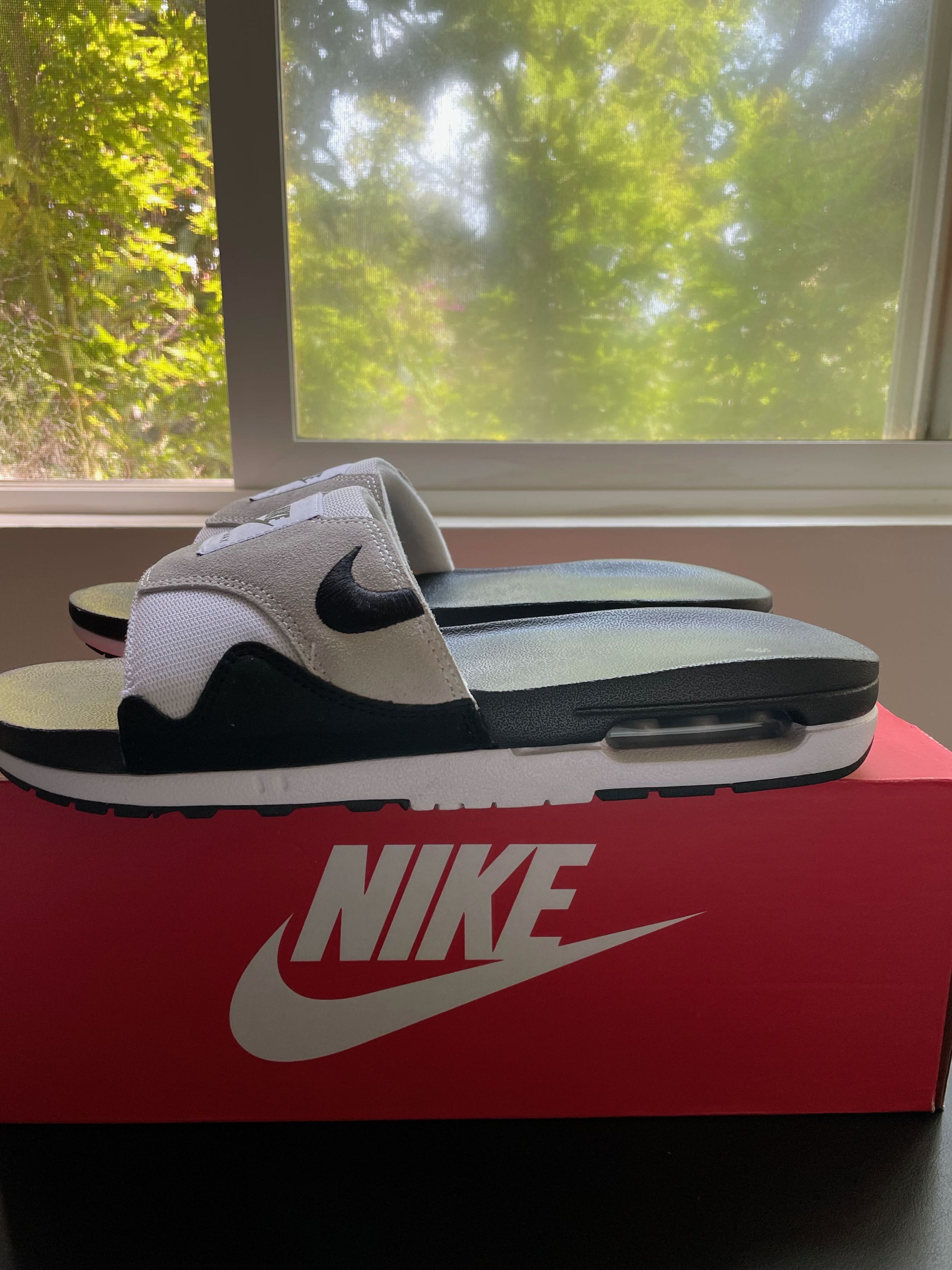 Nike Air Max 1 Slide Size US 10 / EU 43 - 2 Thumbnail
