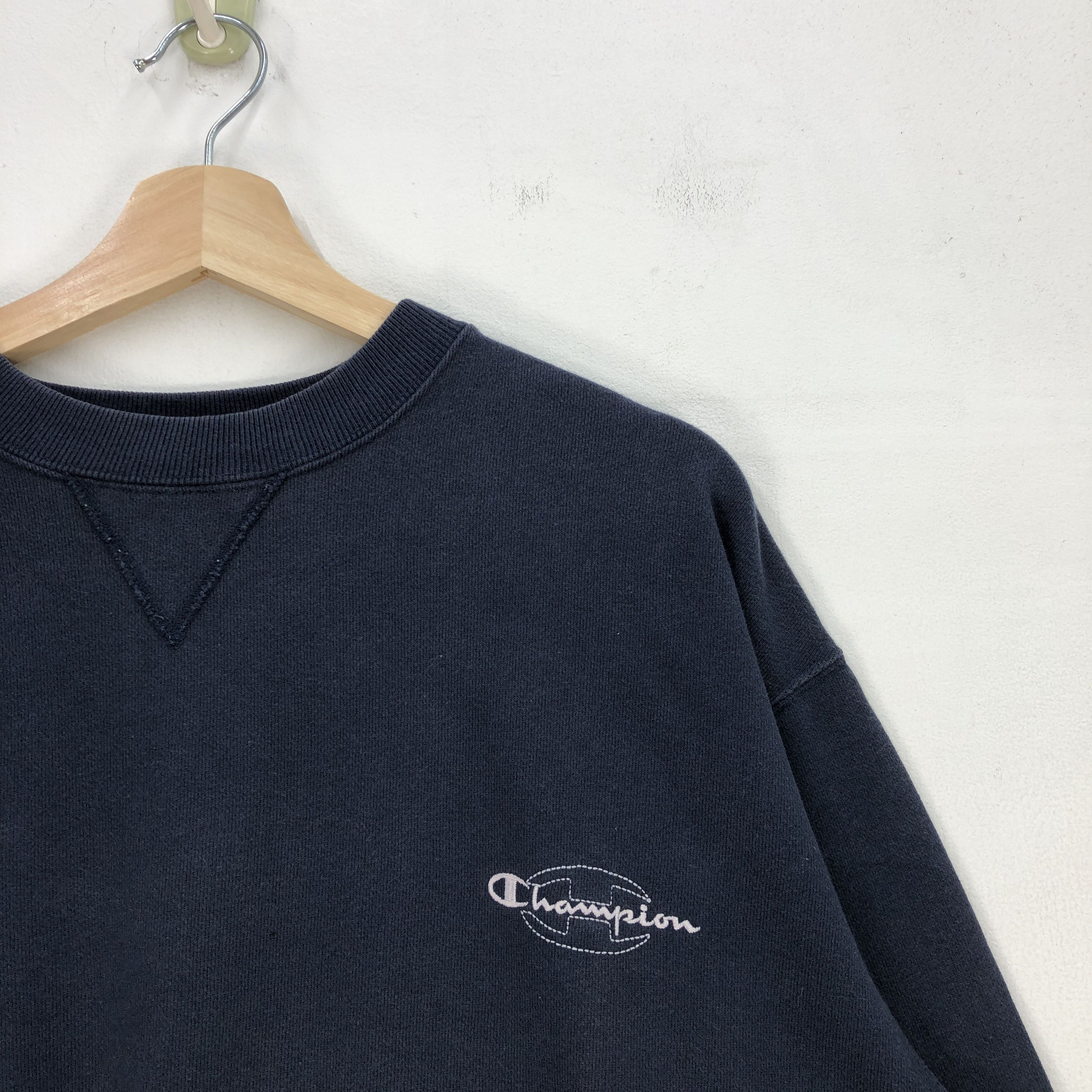 Champion × Vintage Champion Sweatshirt Champion Sweater Champion Jumper Size US L / EU 52-54 / 3 - 3 Thumbnail